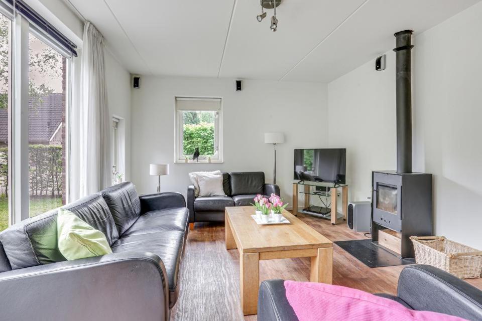 Three-Bedroom House photo 1