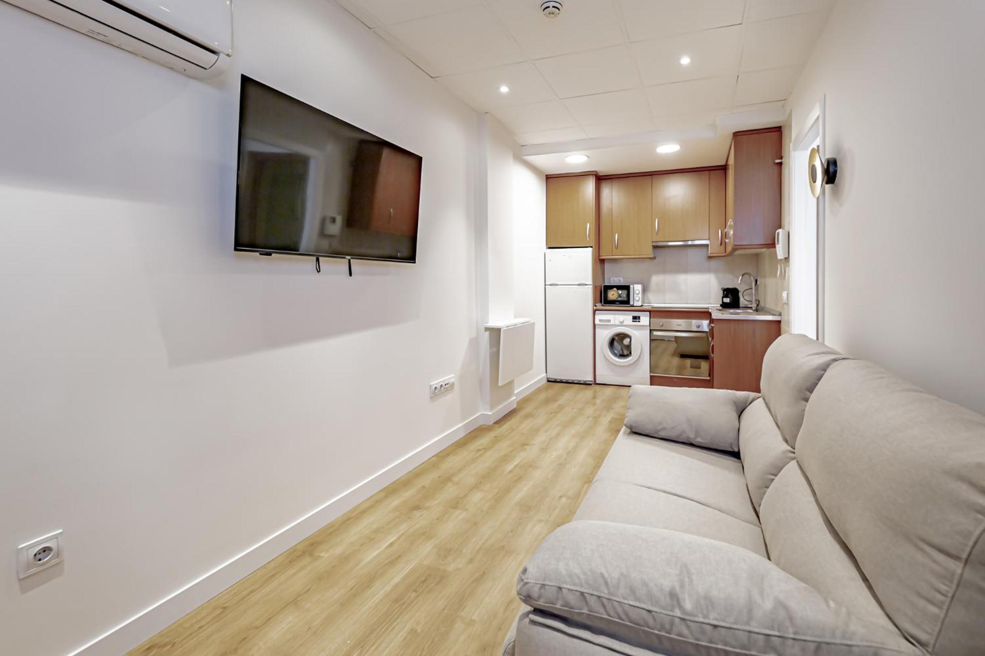 One-Bedroom Deluxe Apartment