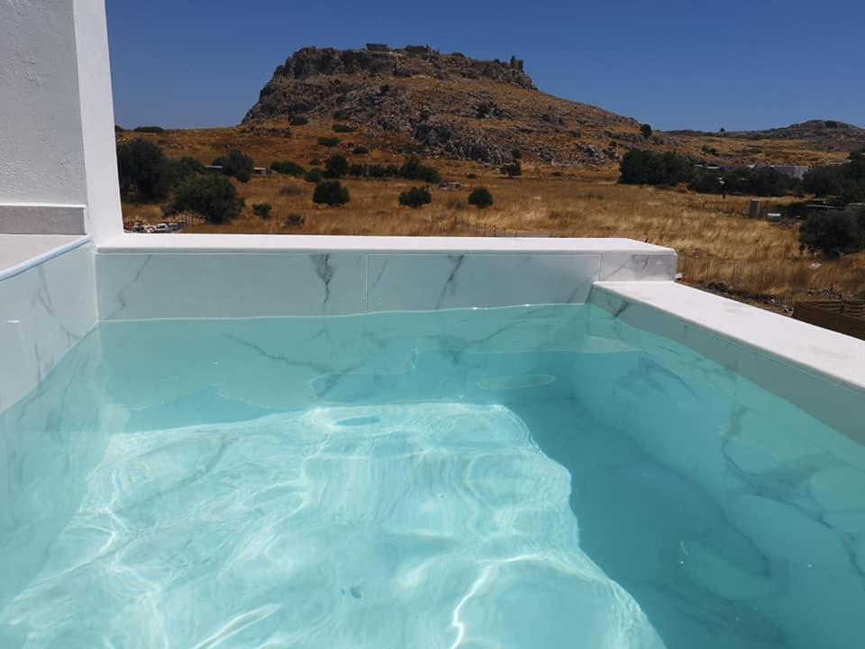 junior suite with private panoramic pool (villas) photo 2