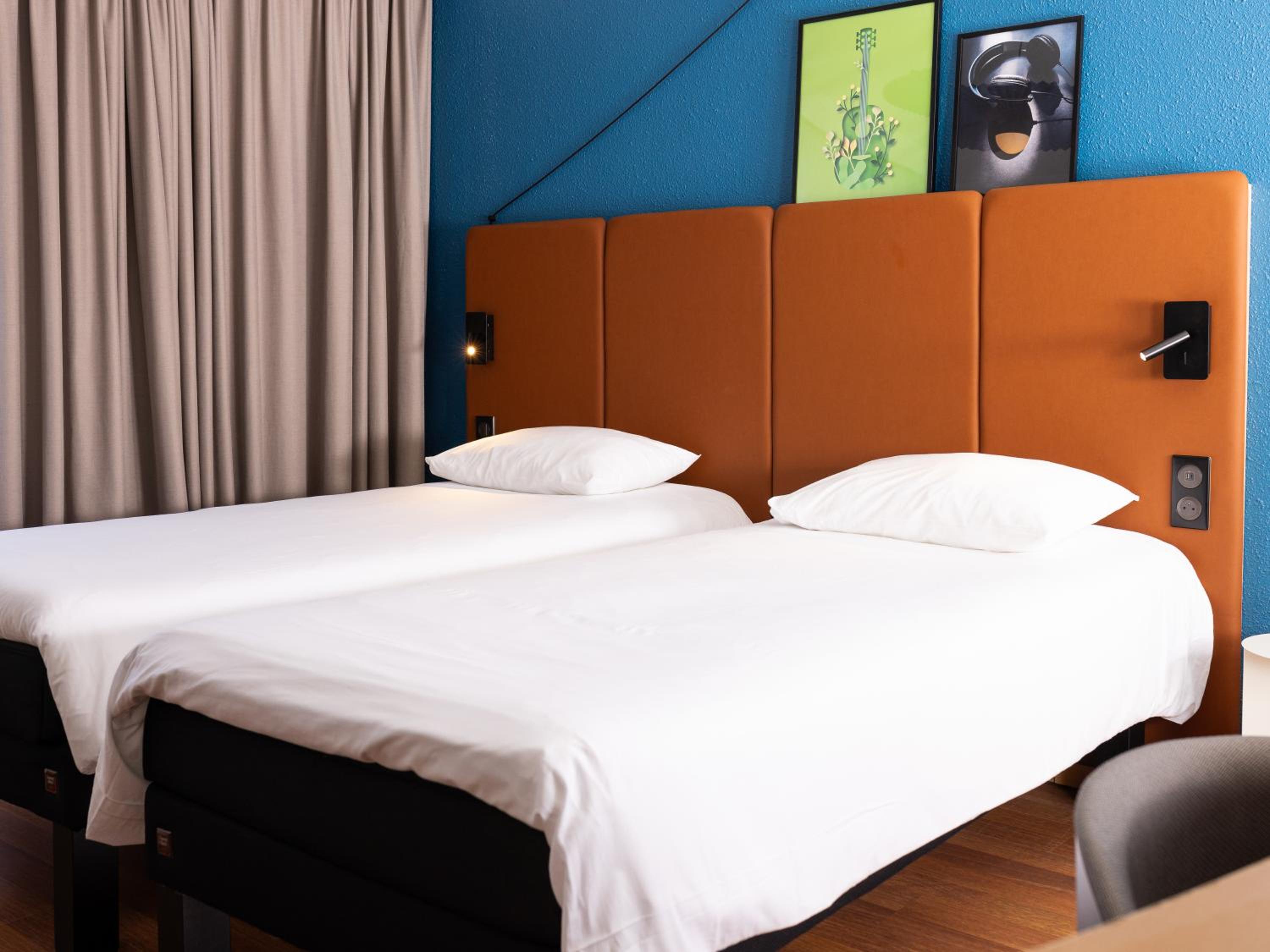 Standard Room with Two Single Beds - Photo 3