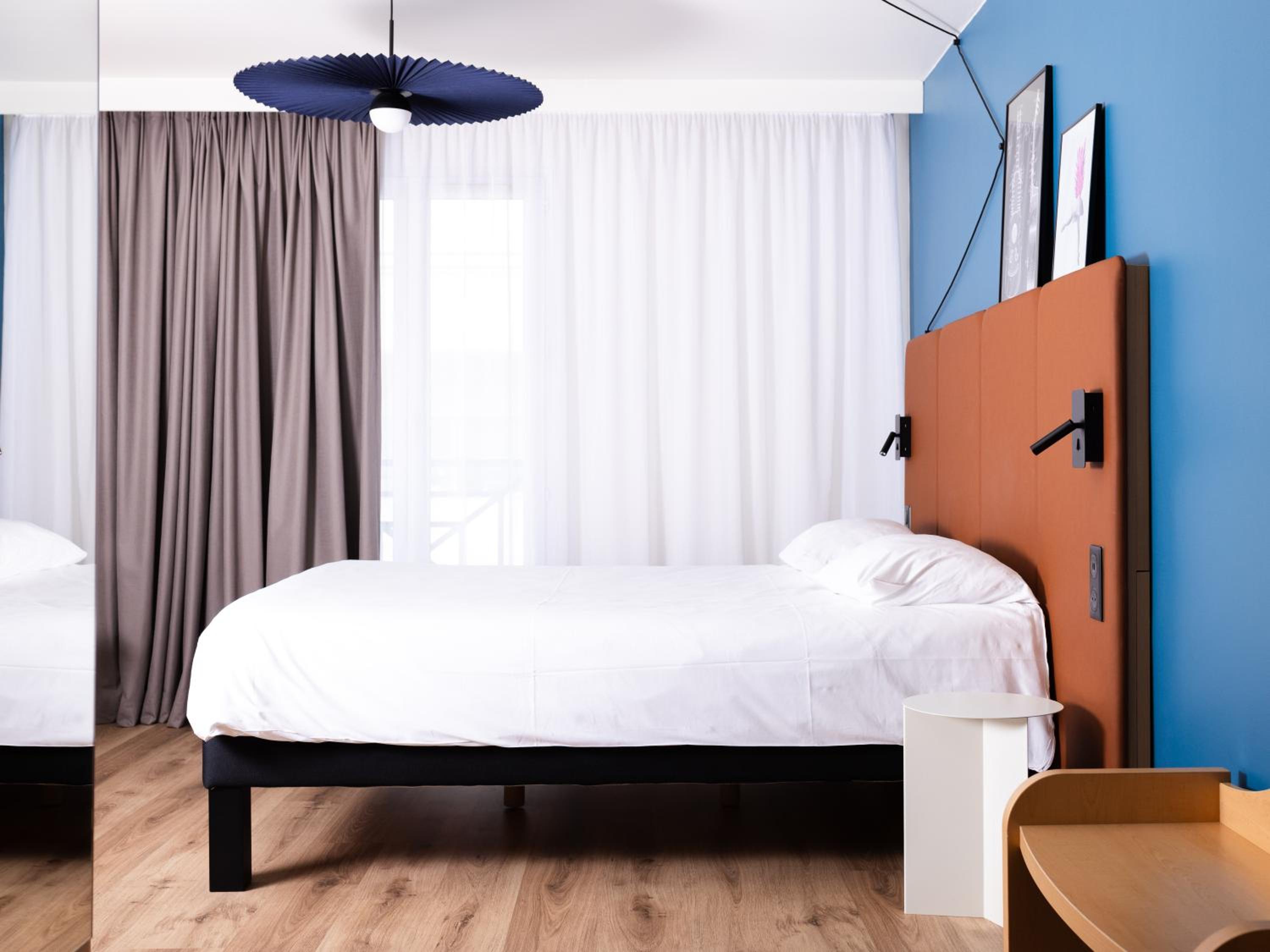 Standard Double Room - Photo 7