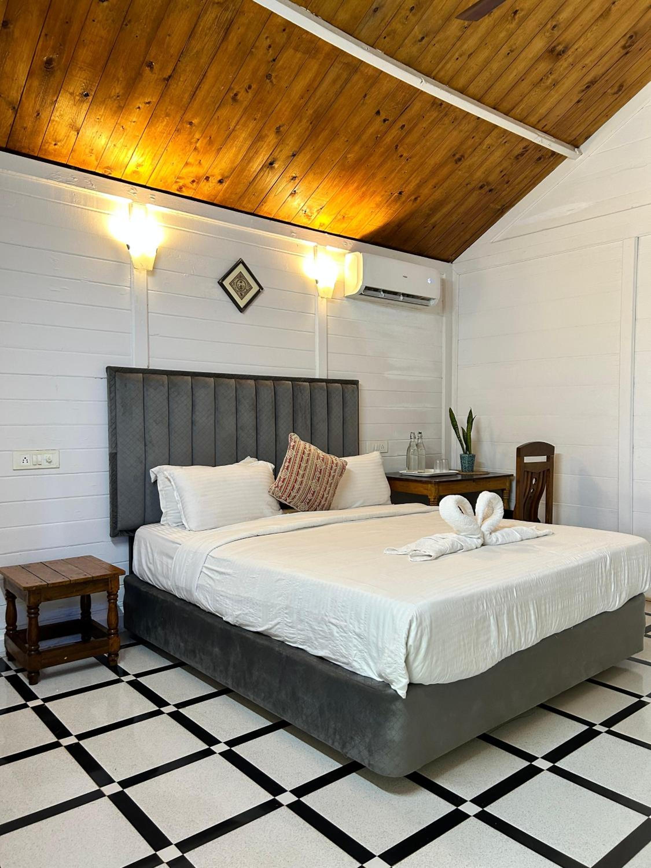 Superior King Room photo 1
