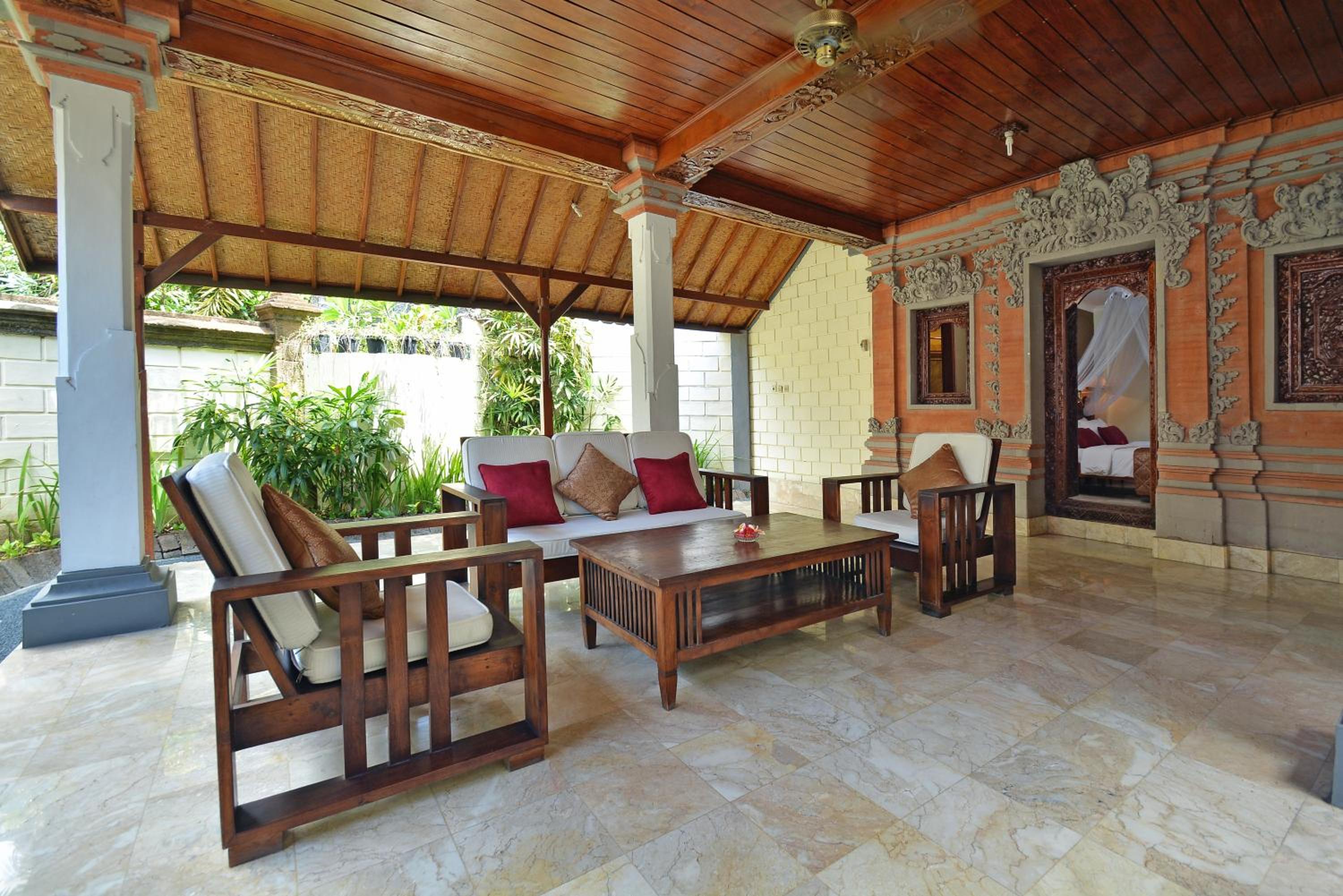 Downstairs Villa - Photo 12