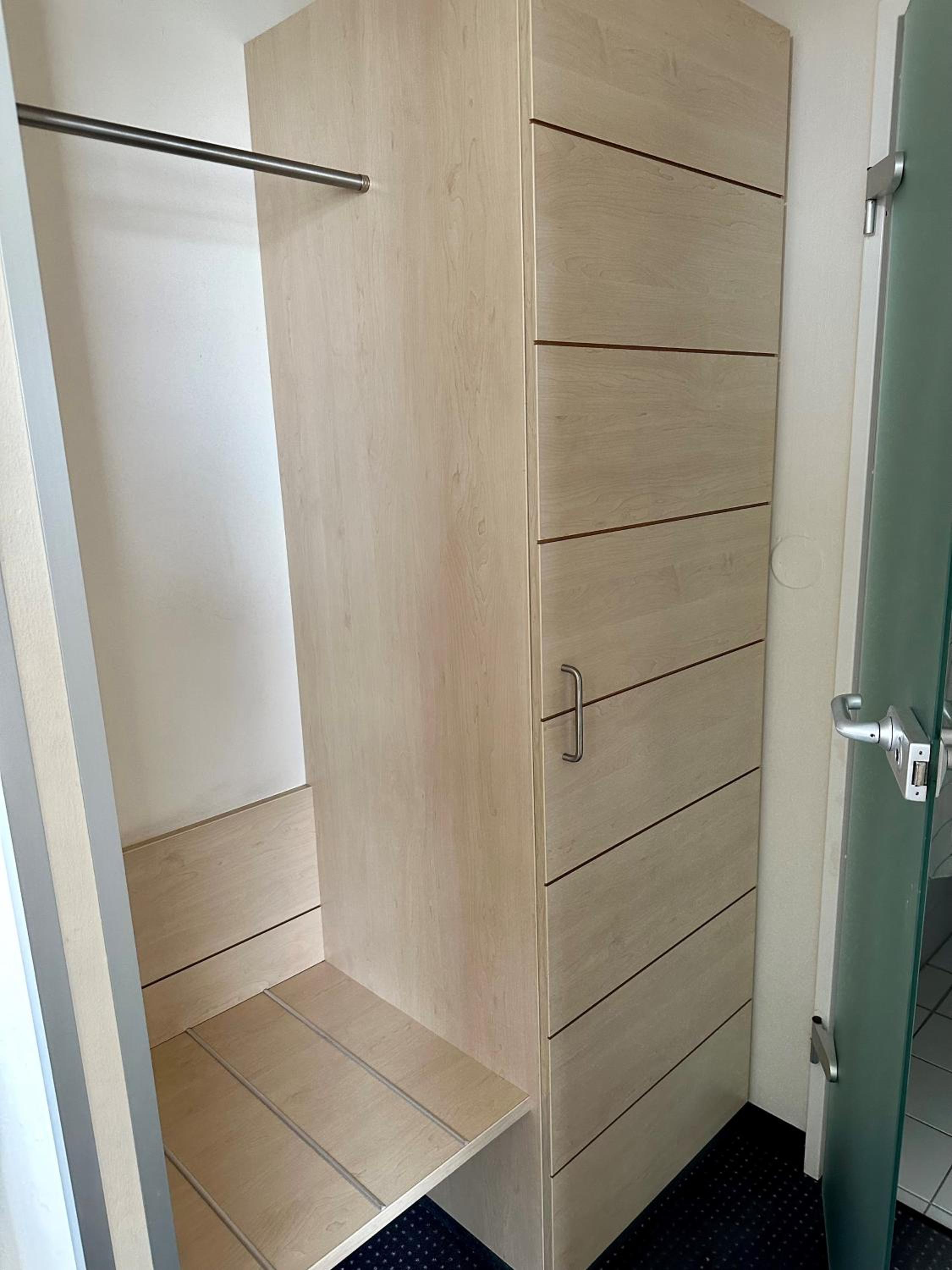 Single Room photo 2