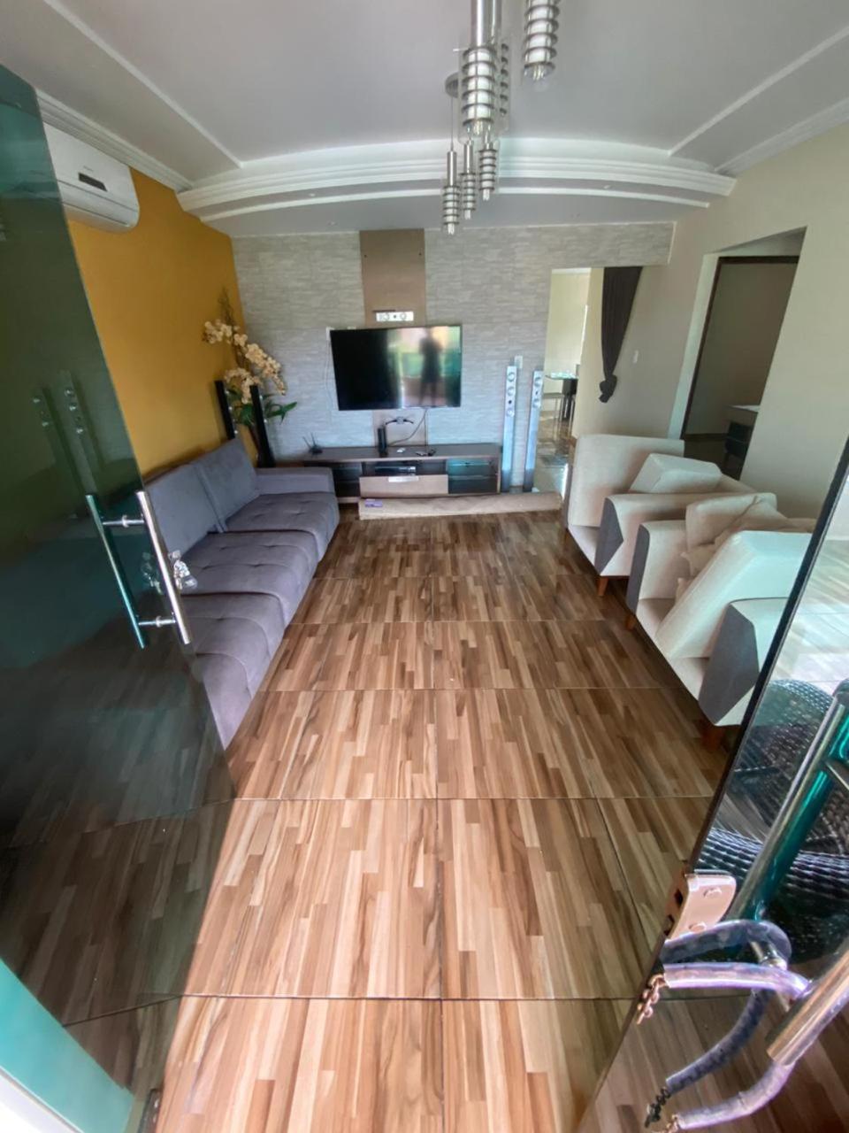 Three-Bedroom Vacation Home  photo 1