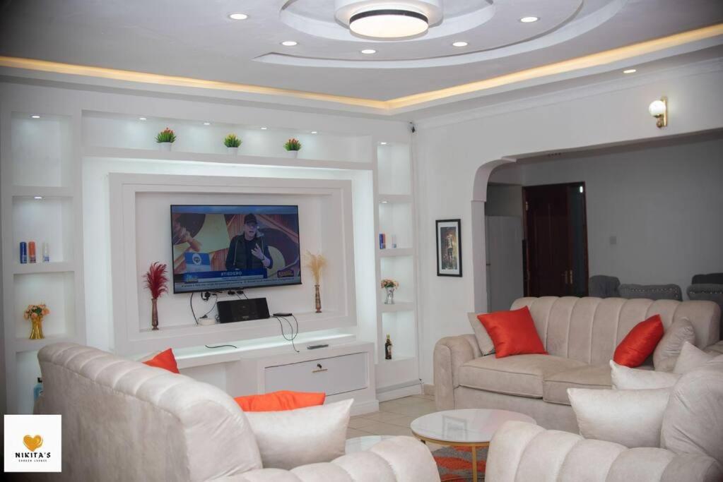 Villa photo 1