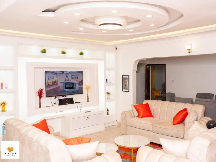 Villa photo 2