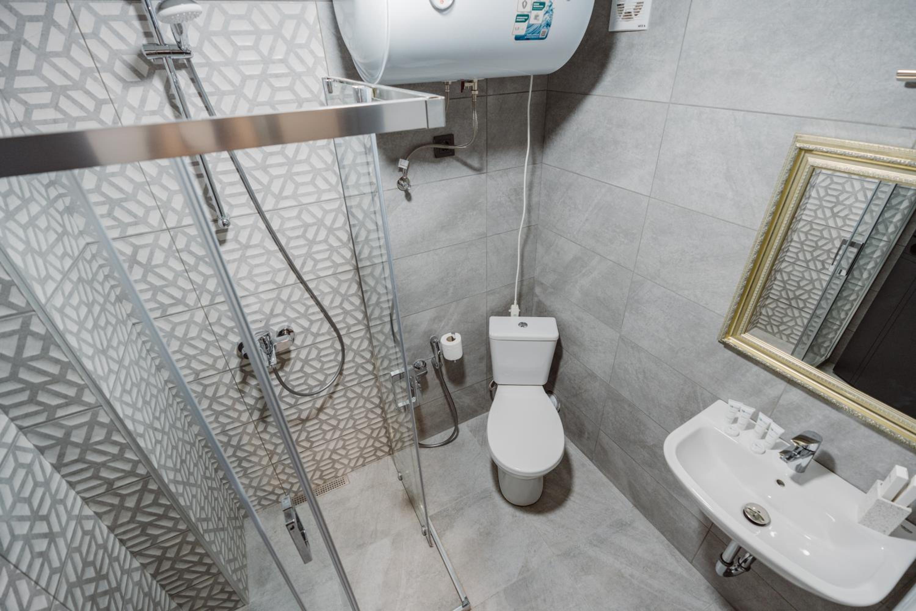 Deluxe Twin Room with Sea View photo 3