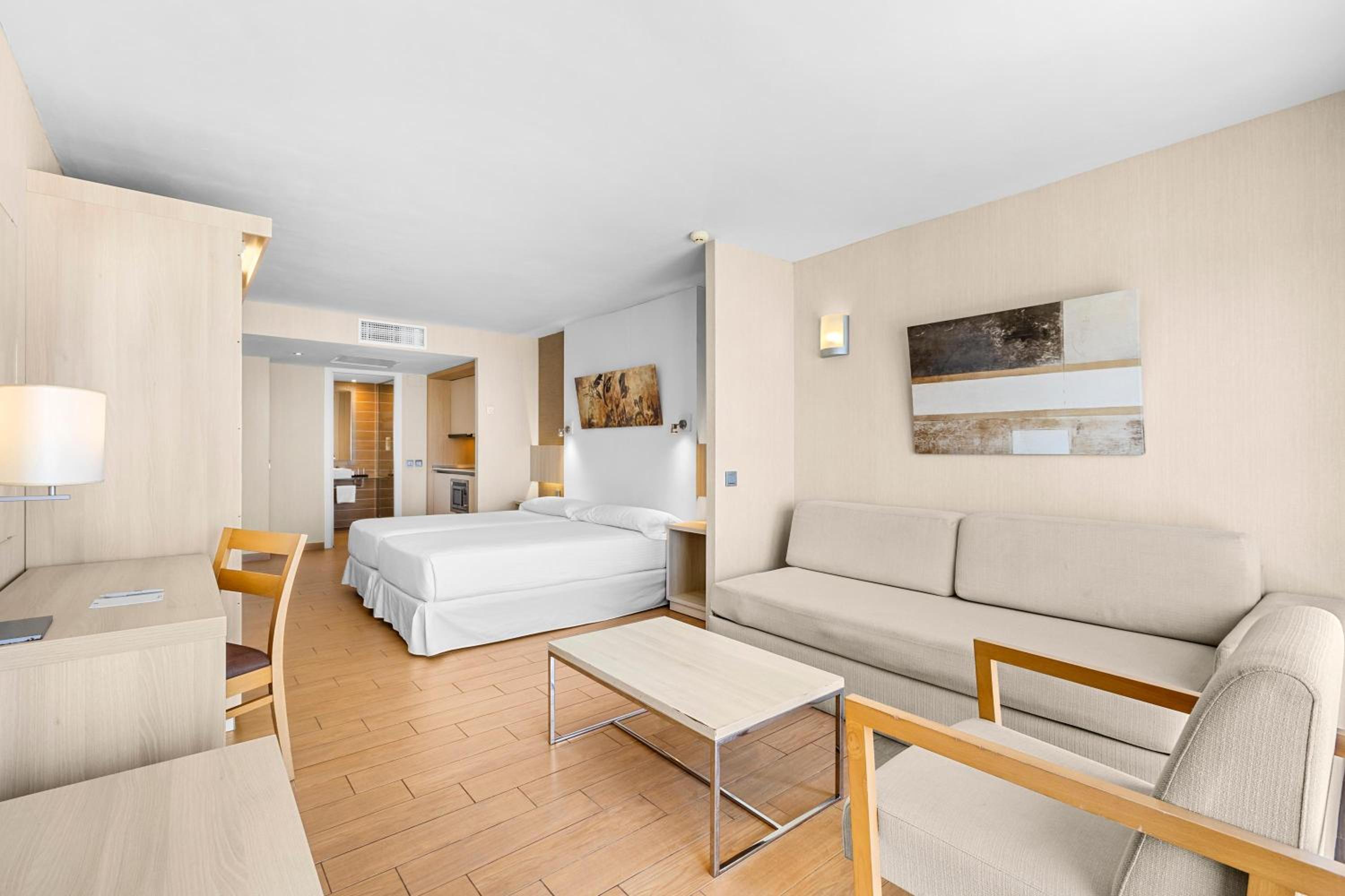 Superior Double Or Twin Room With Sea View