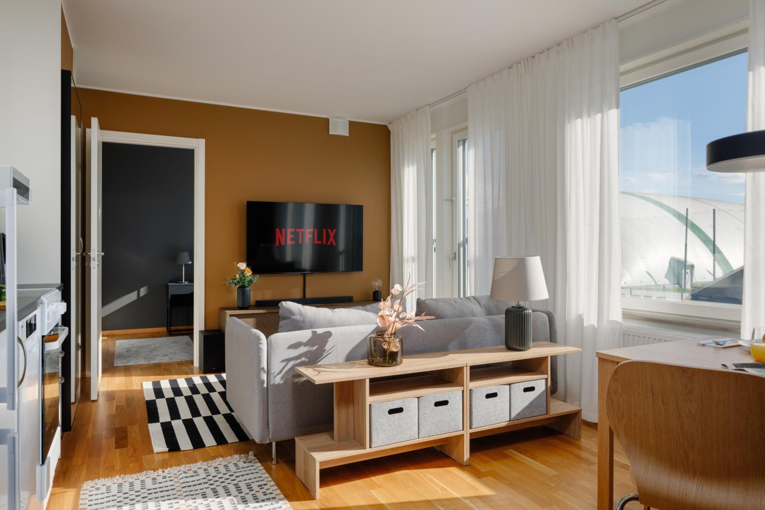 One-Bedroom Apartment