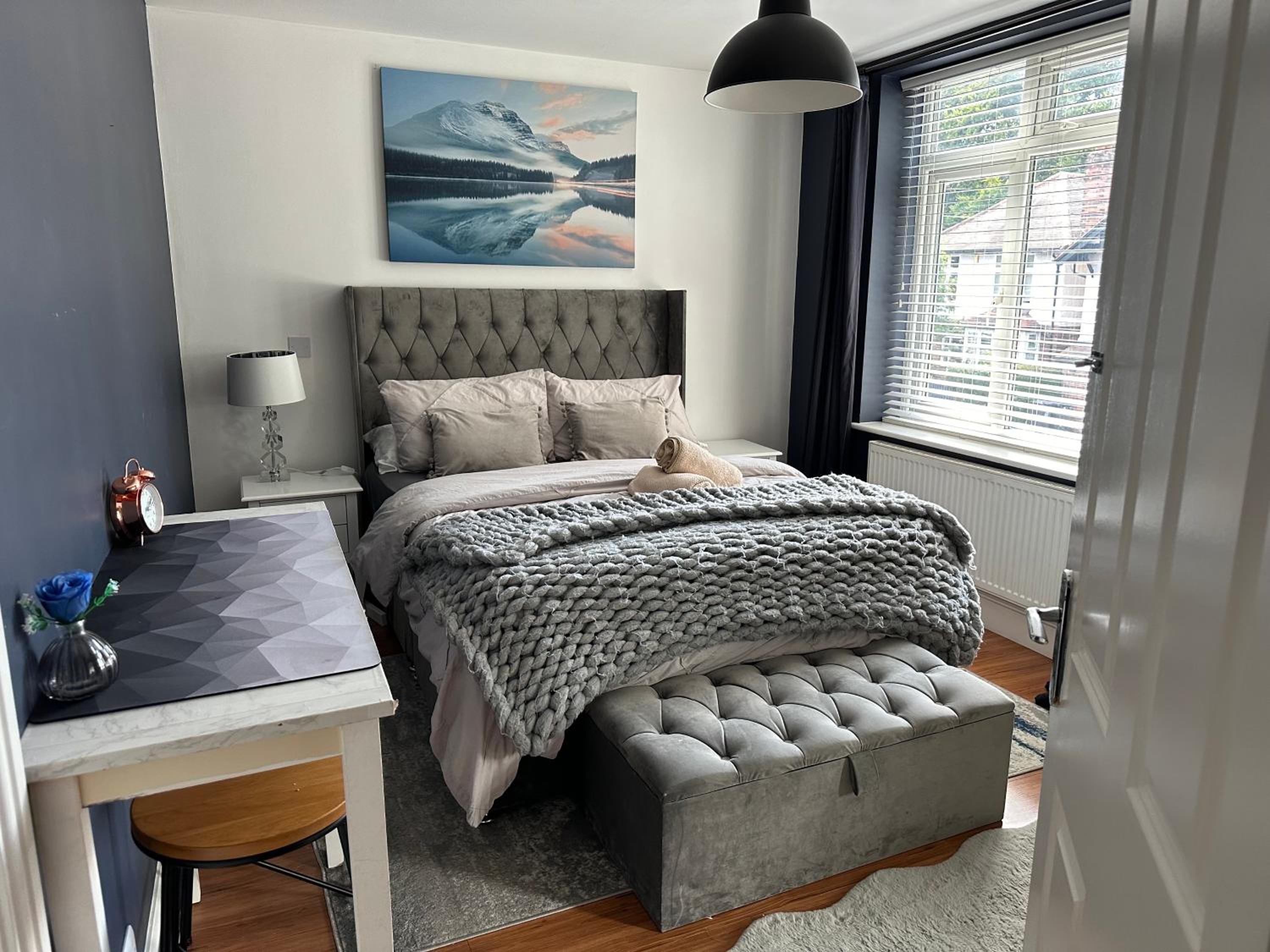 Deluxe Double Room with Shower