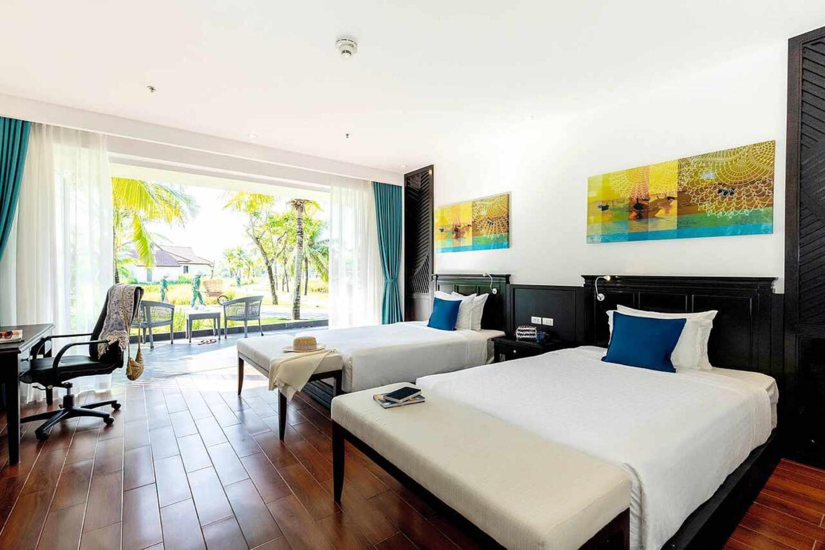 Deluxe Double or Twin Room with Garden View photo 3