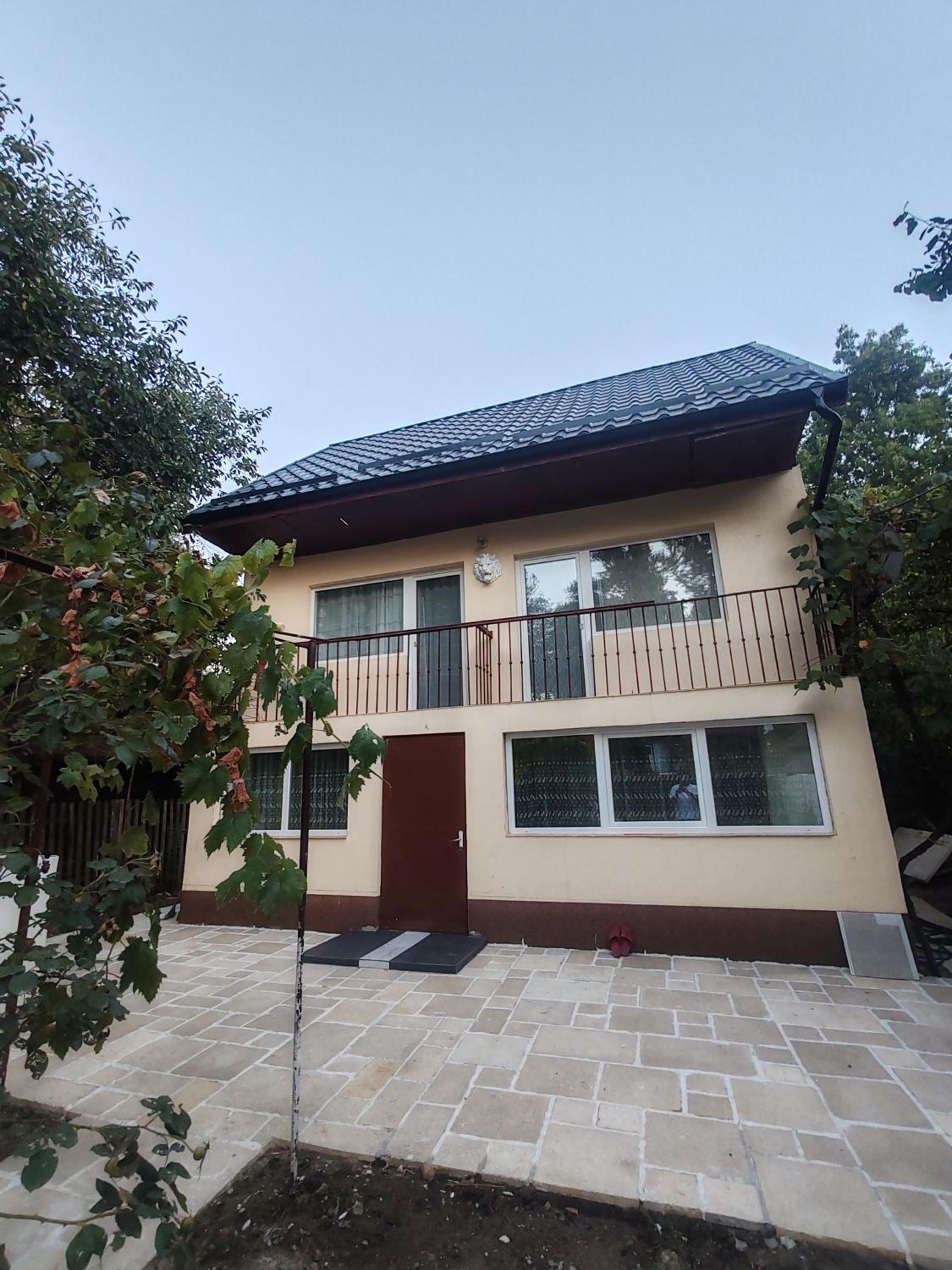 One-Bedroom House photo 2