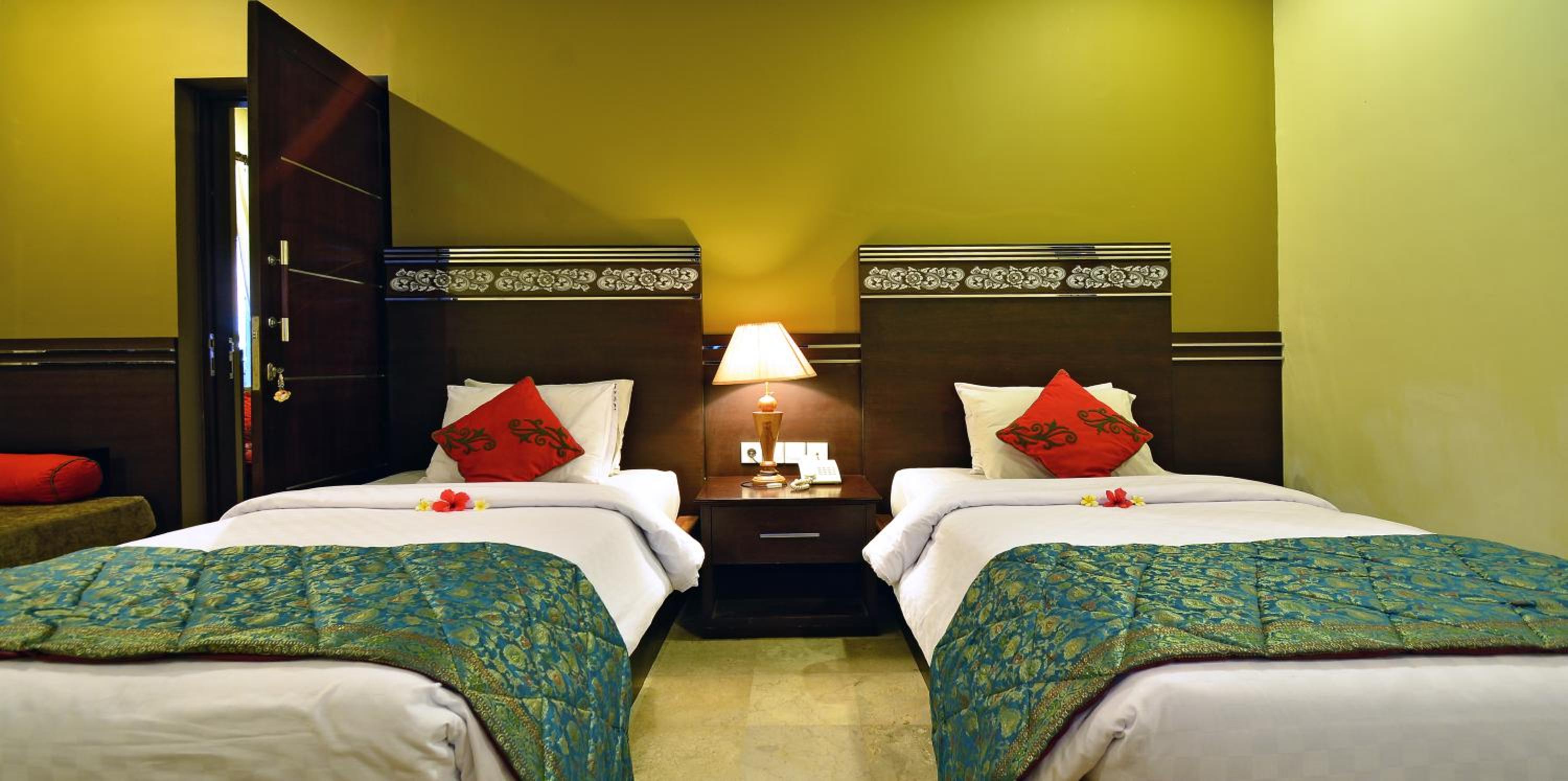 Super Deluxe Double or Twin Room - Photo 8