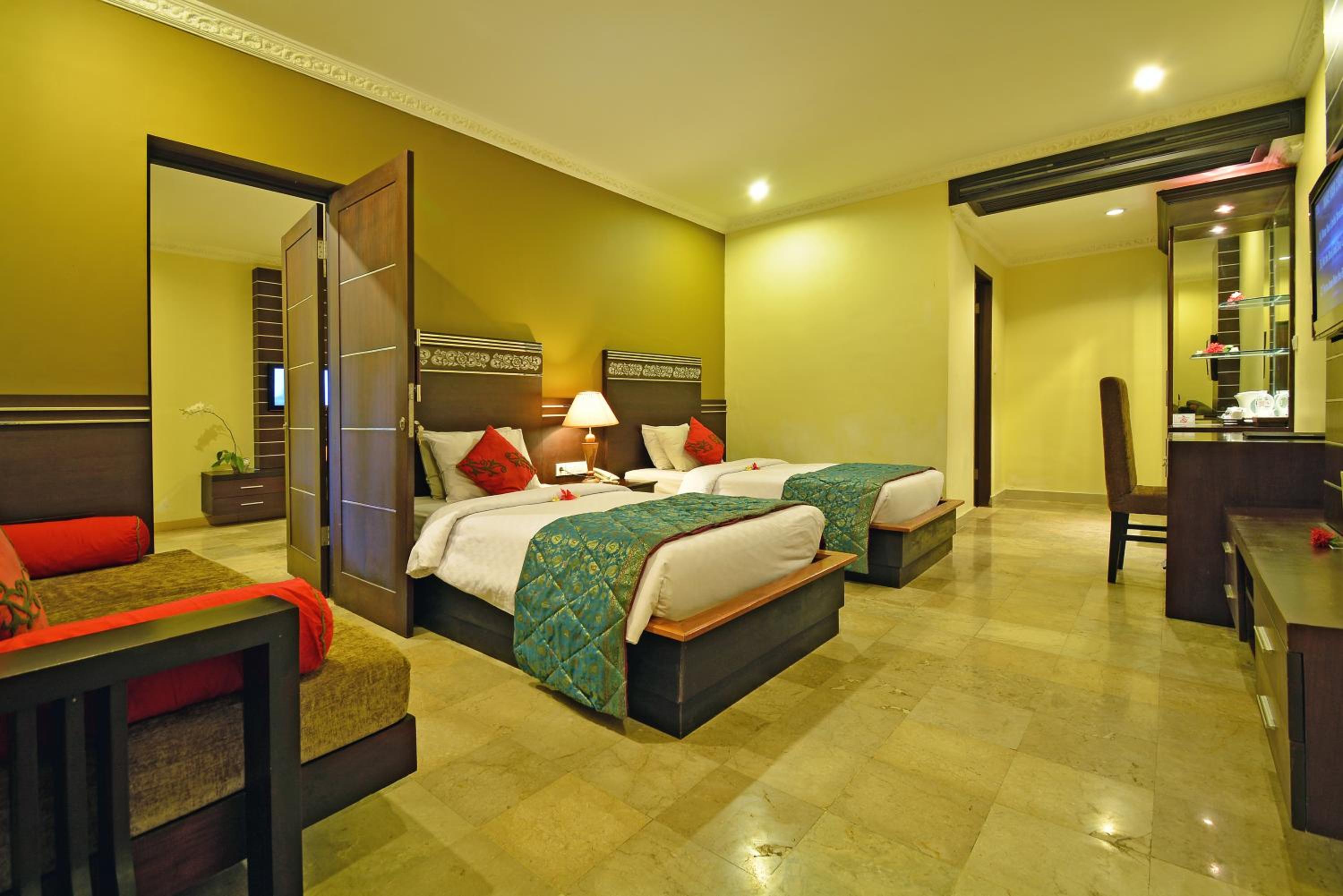 Super Deluxe Double or Twin Room - Photo 9
