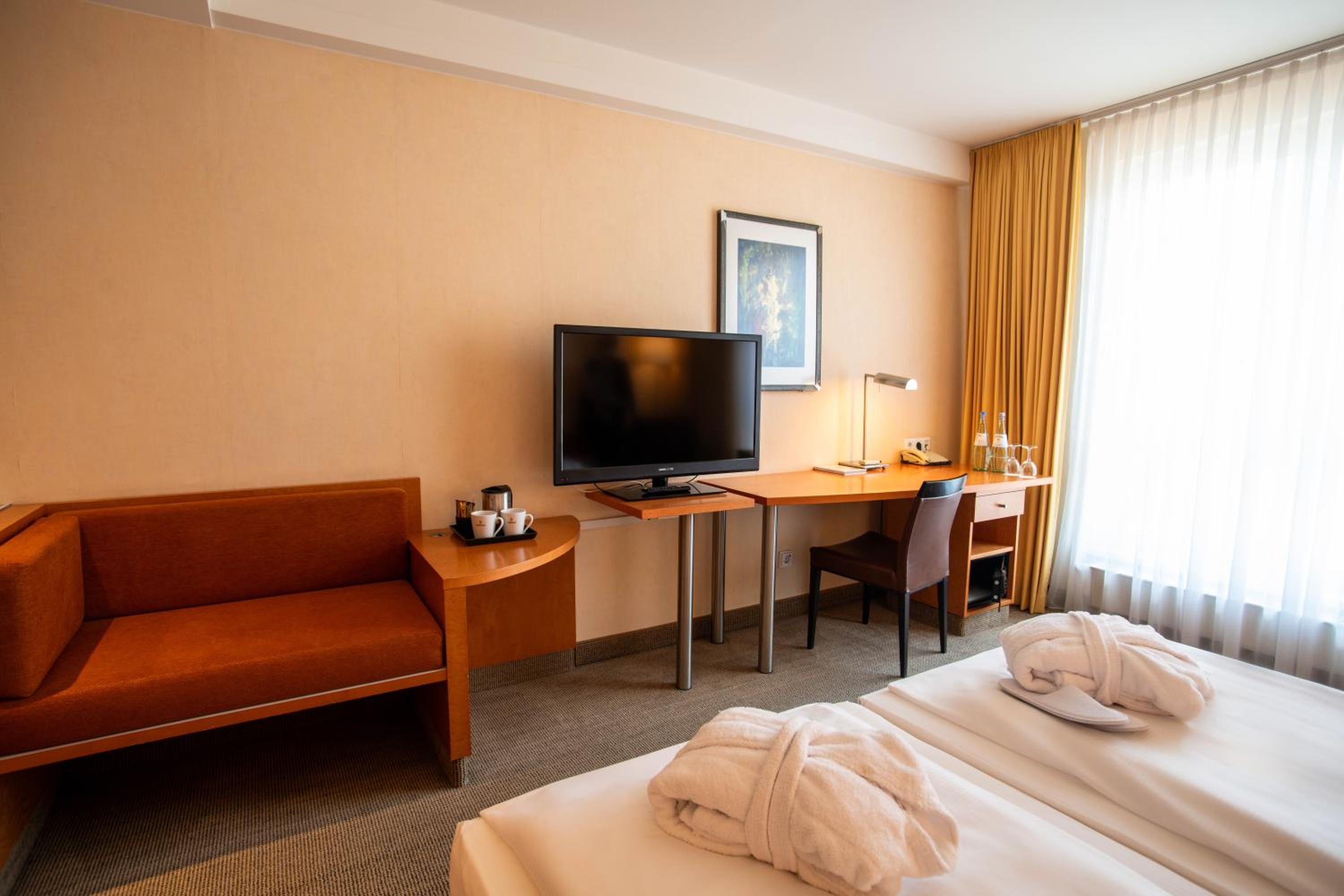Standard Double Room - Photo 1