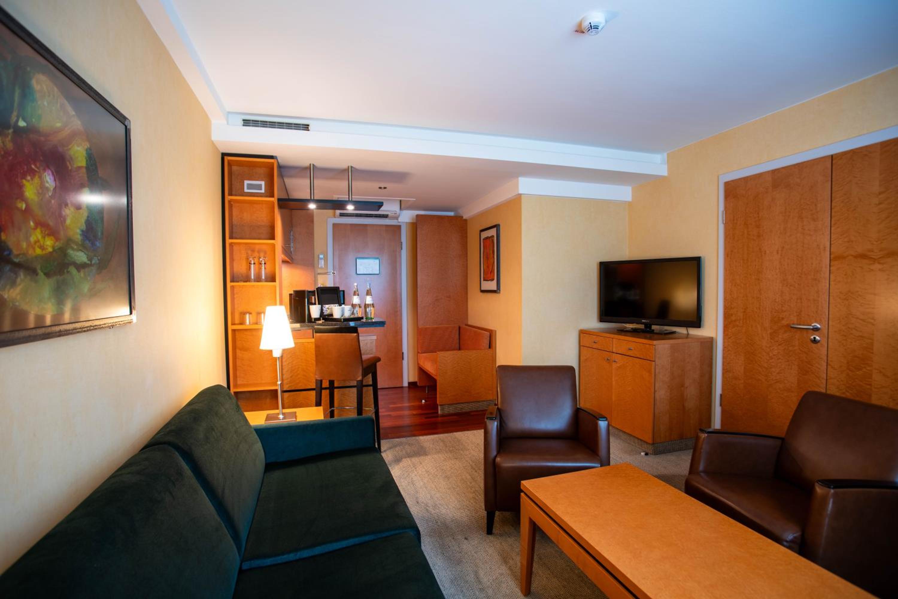 Family Room - Photo 25