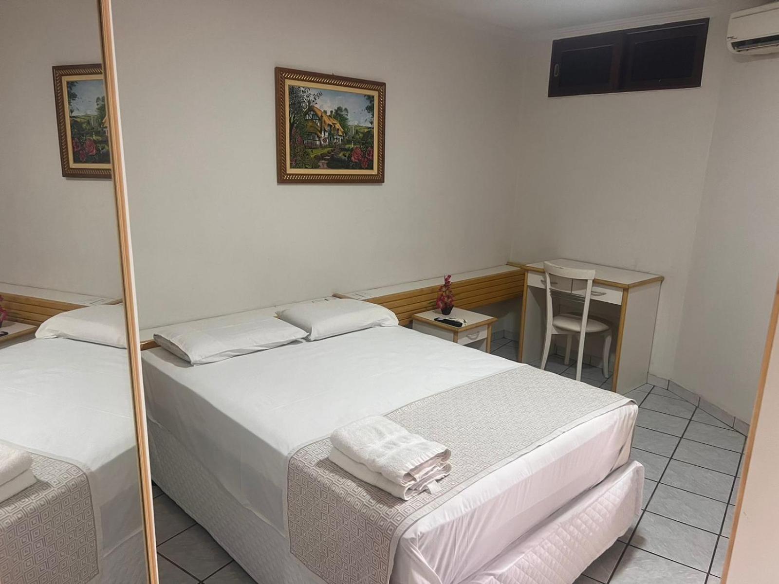 Deluxe Double Or Twin Room photo 1