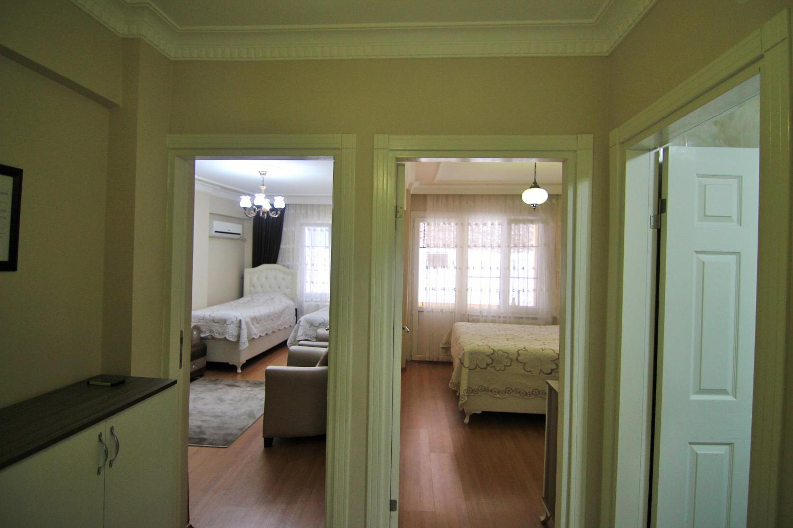 Deluxe Apartment photo 3