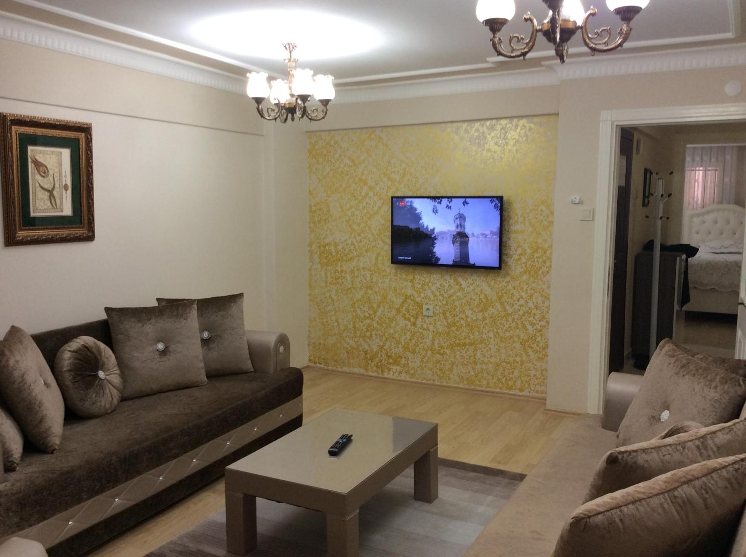 Economy Apartment (7 Adults) - Semi Basement photo 1