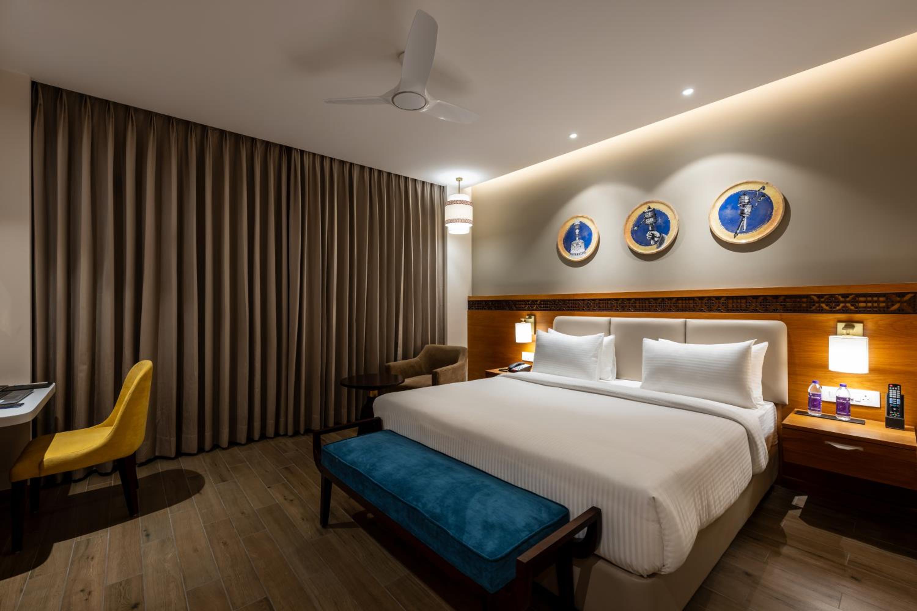 Deluxe King Room