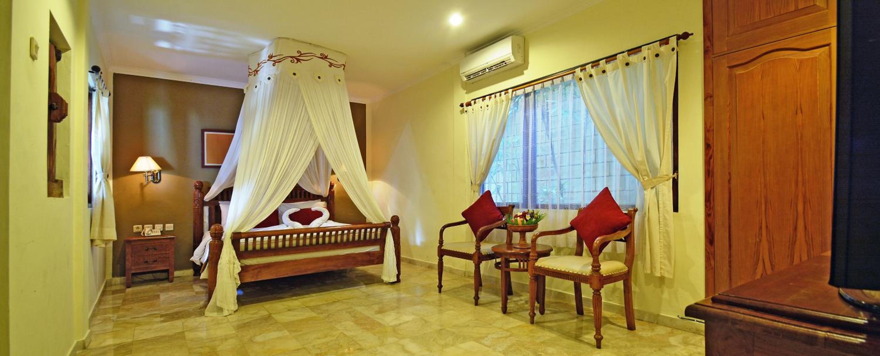 Downstairs Villa - Photo 9