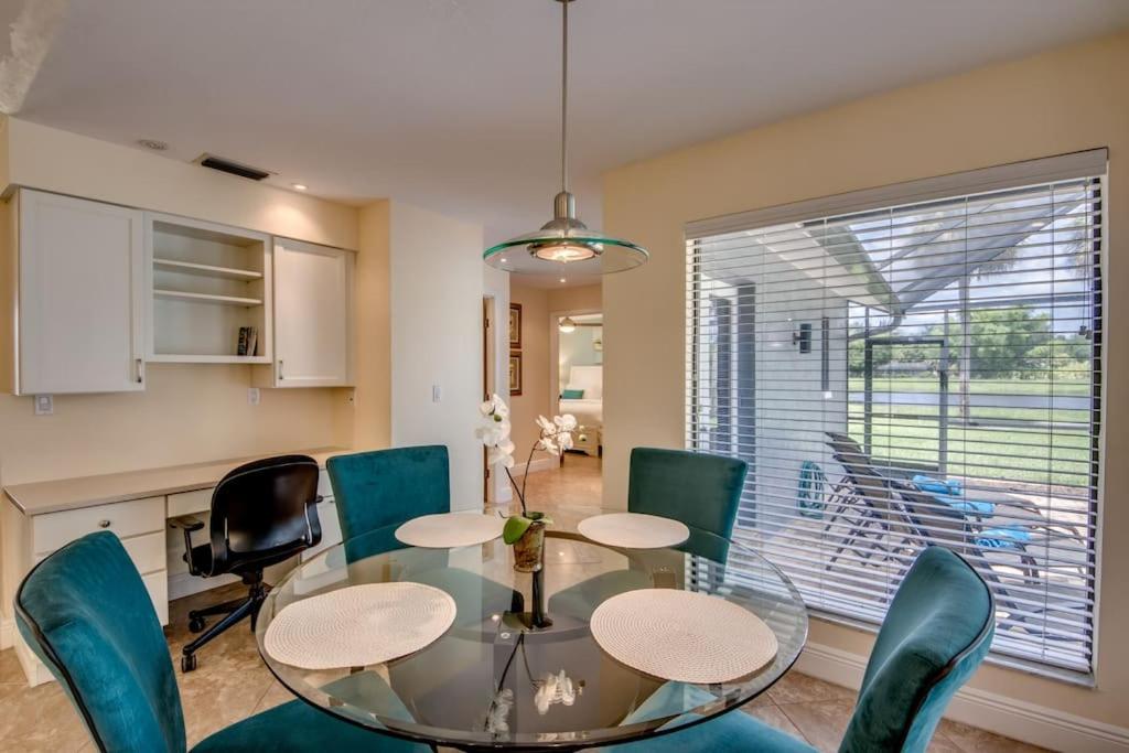 Three-Bedroom Villa photo 2