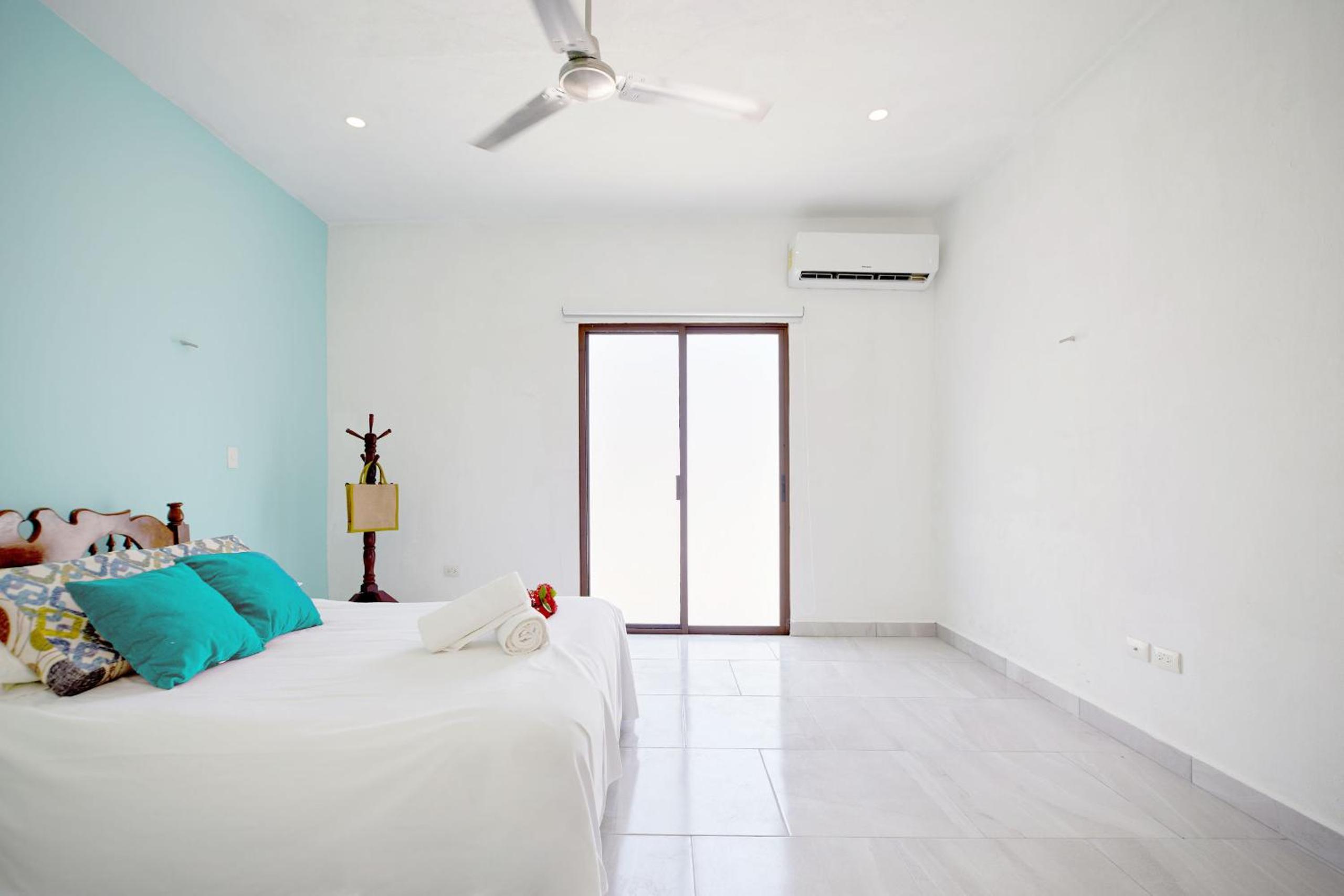Villa With Private Pool photo 2