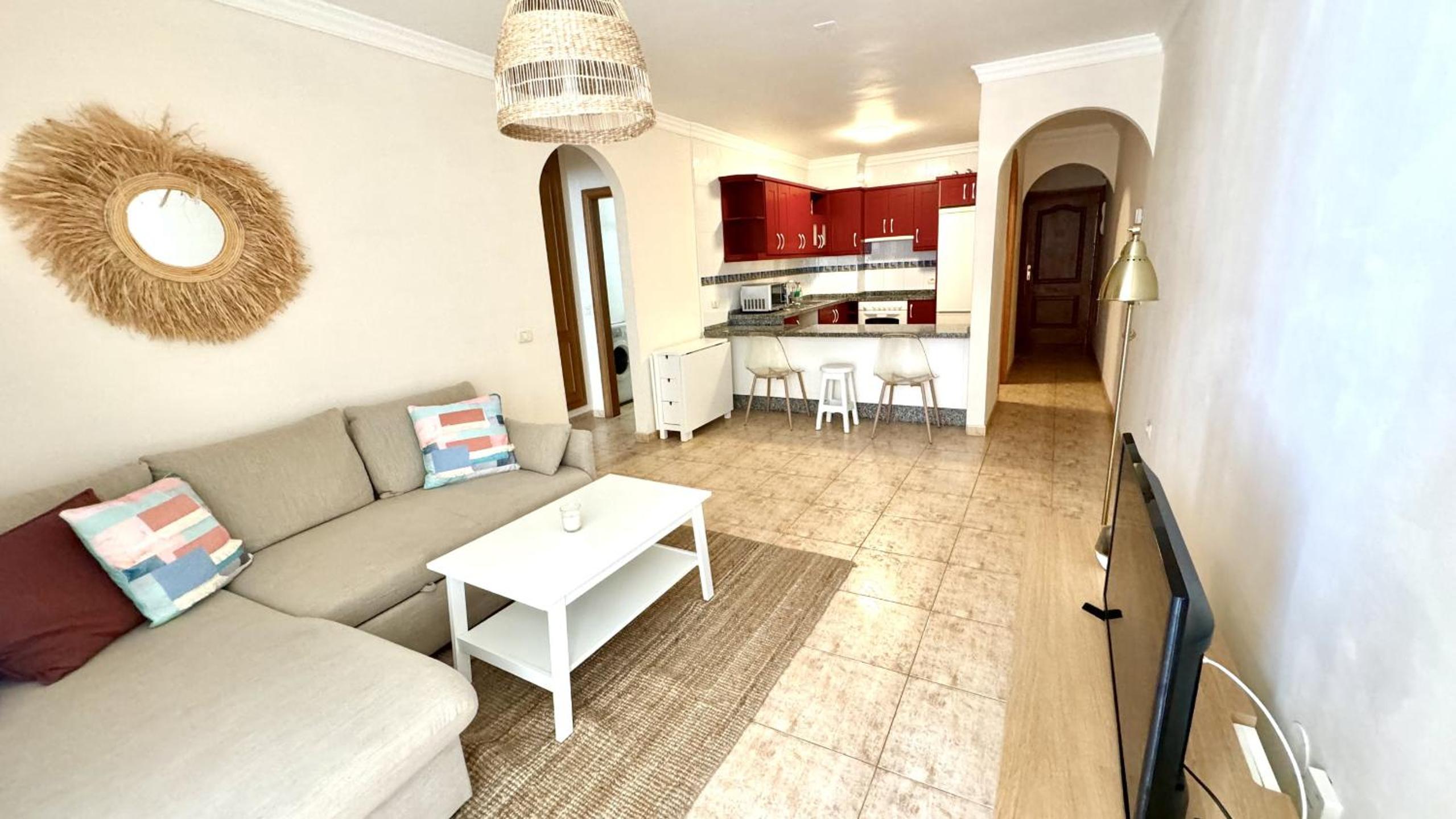 Apartamento de Dos Habitaciones con Terraza