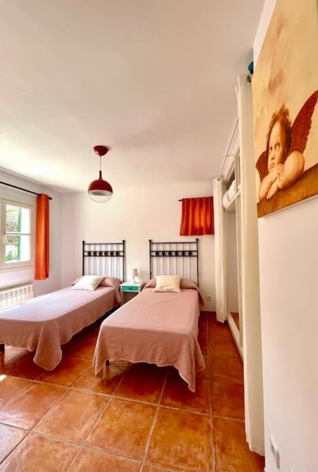 Casa de cuatro habitaciones