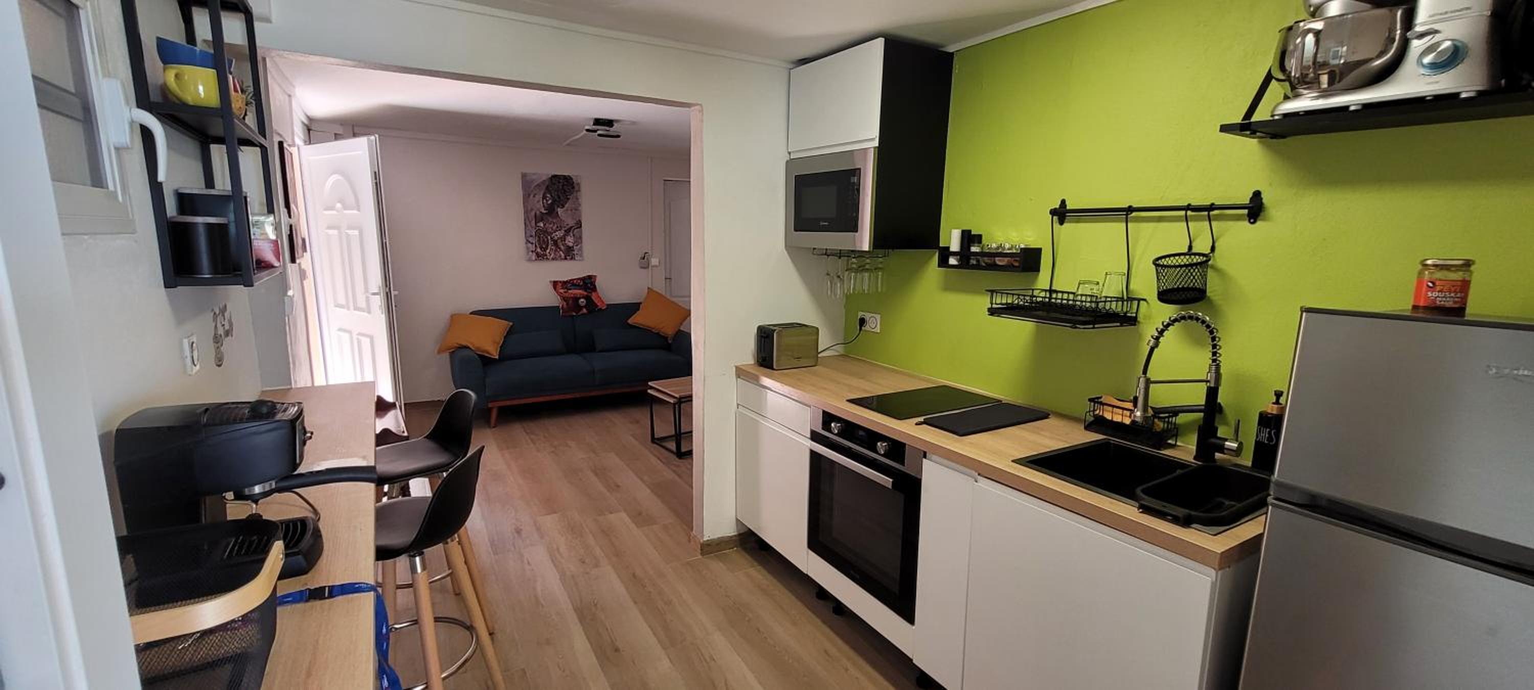 One-Bedroom House photo 3