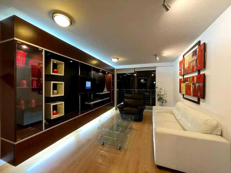 Three-Bedroom Apartment photo 1