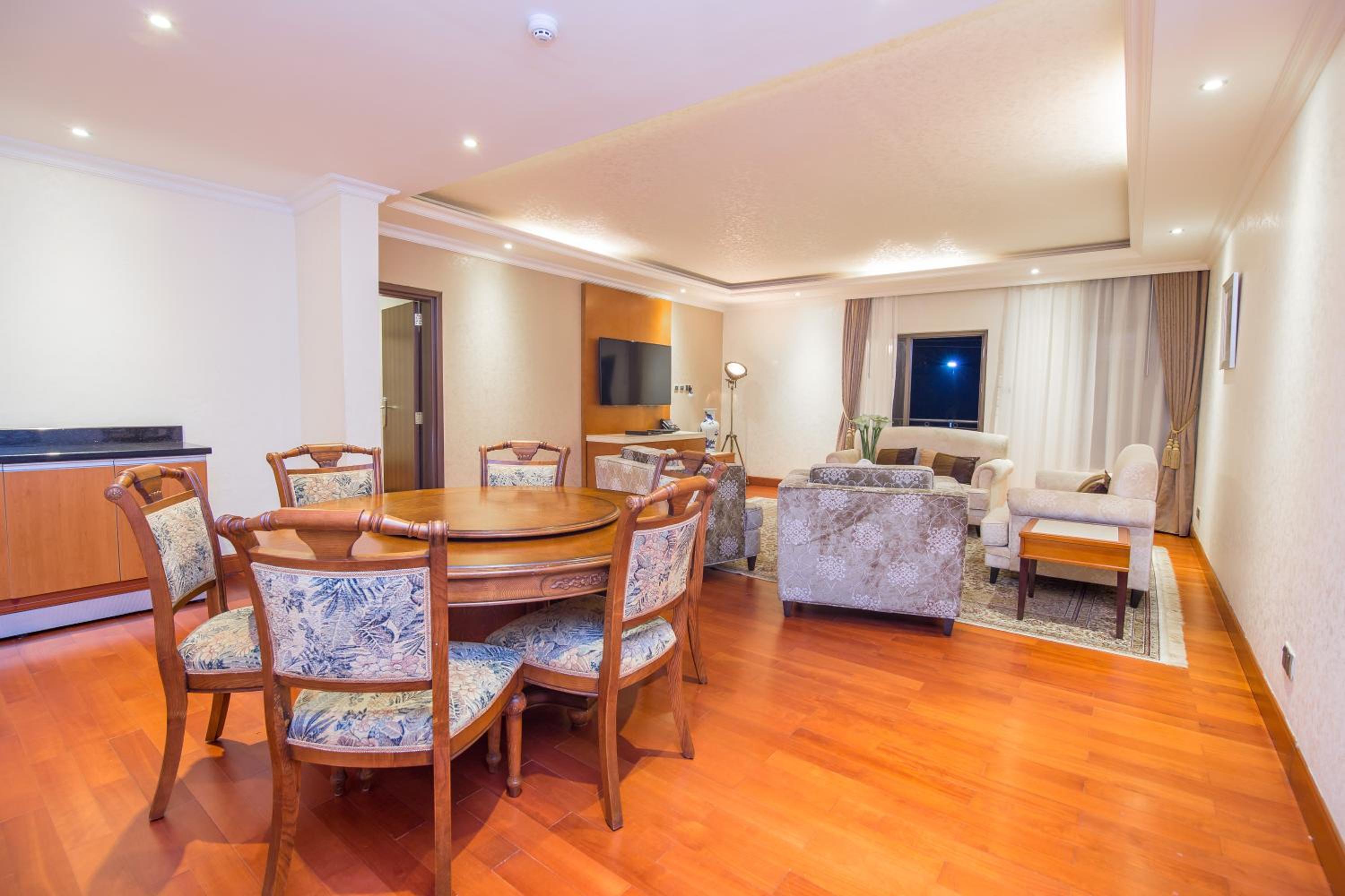 Presidential Suite photo 2