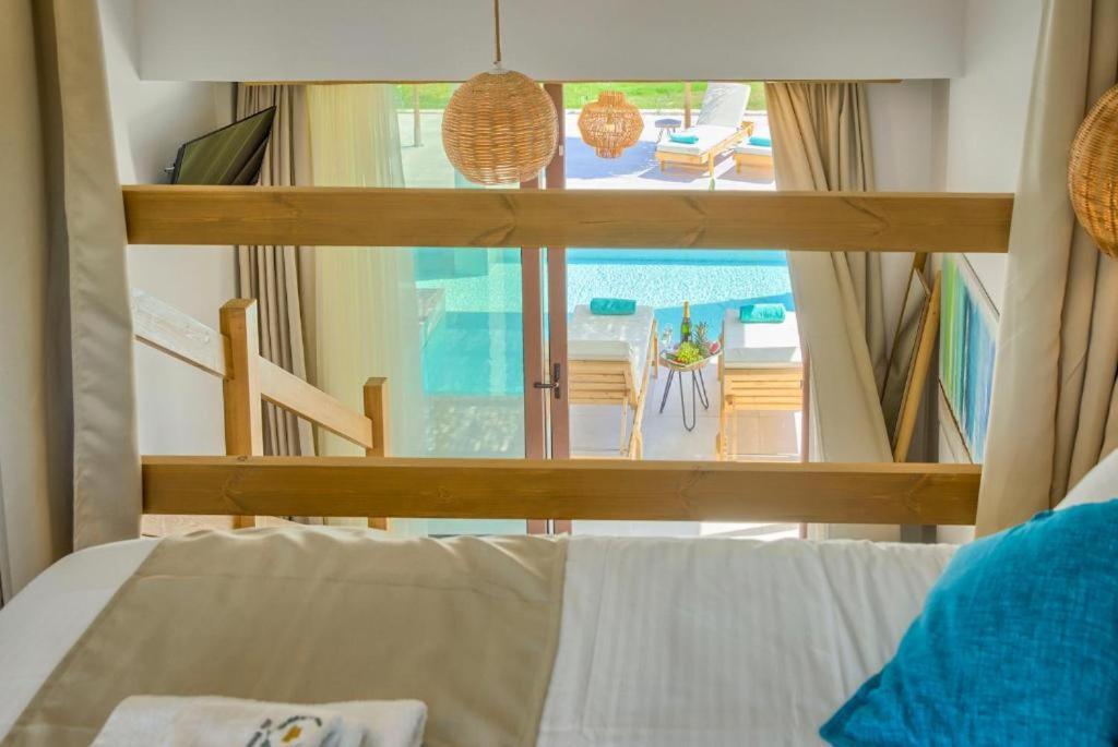 loft suite with private pool (villas) photo 2