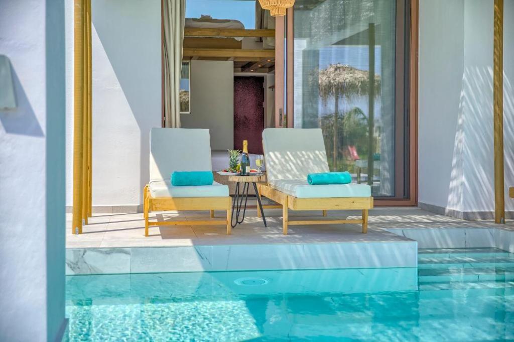 loft suite with private pool (villas)
