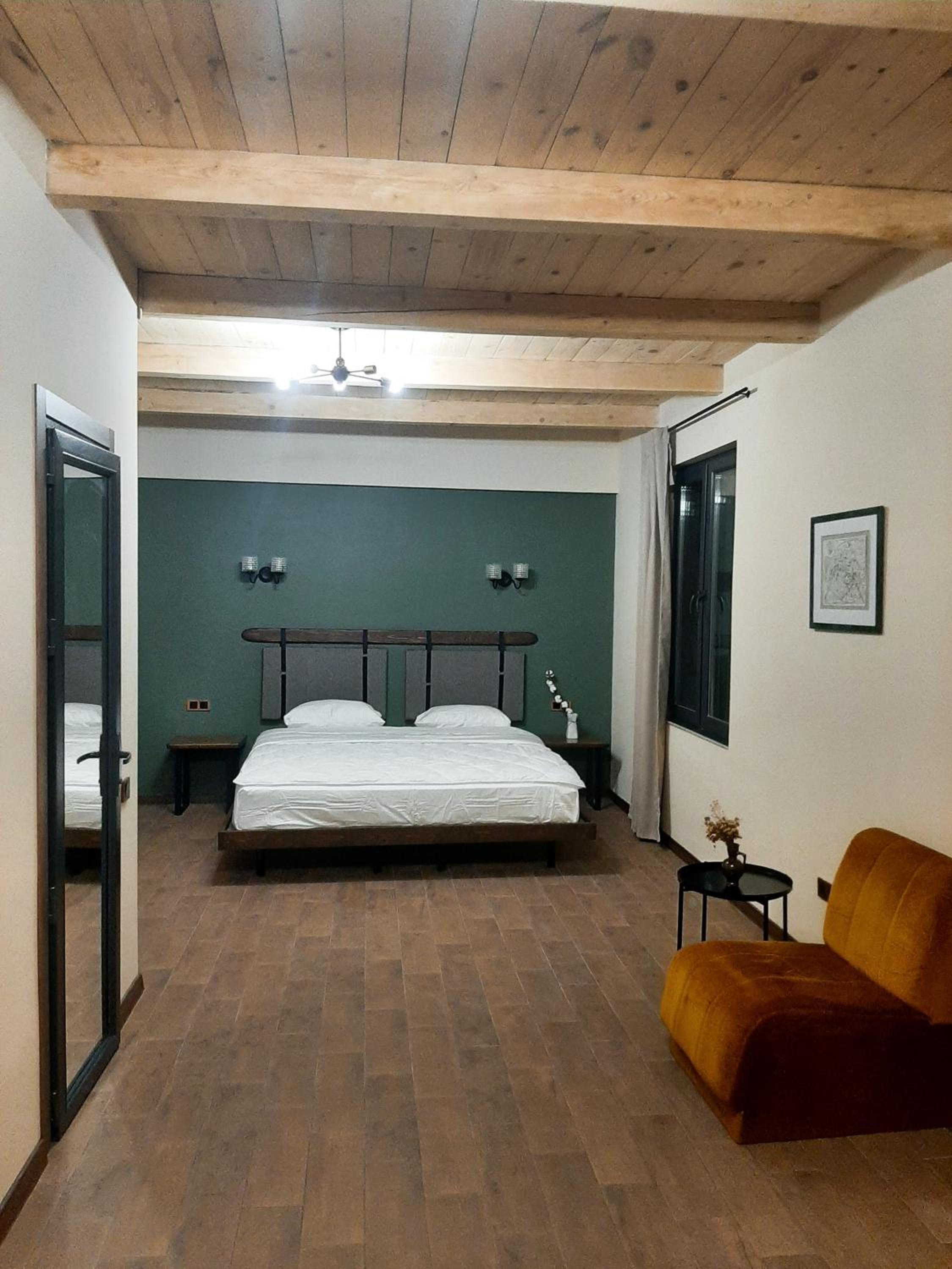 Classic Quadruple Room photo 3