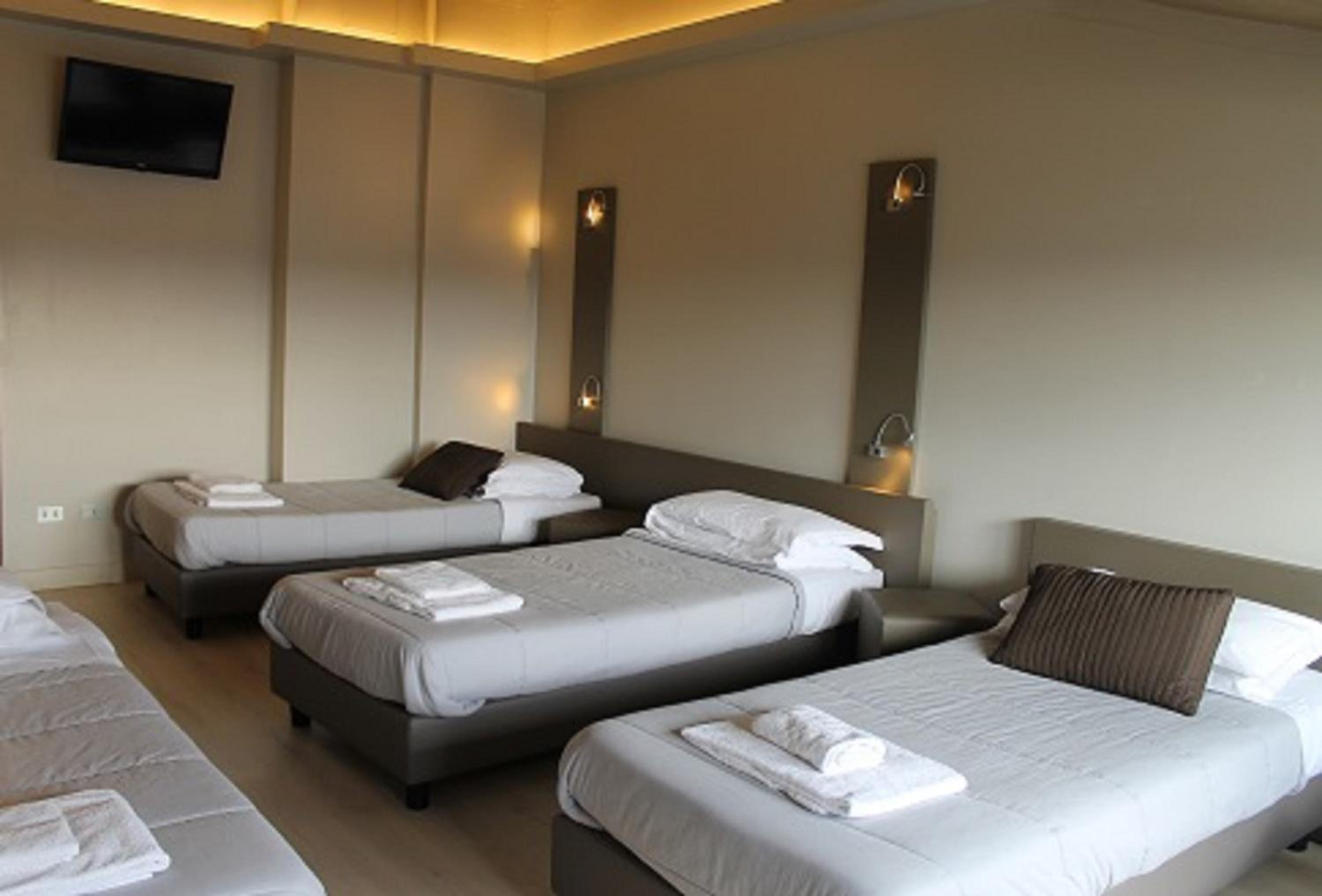 Quadruple Room photo 3