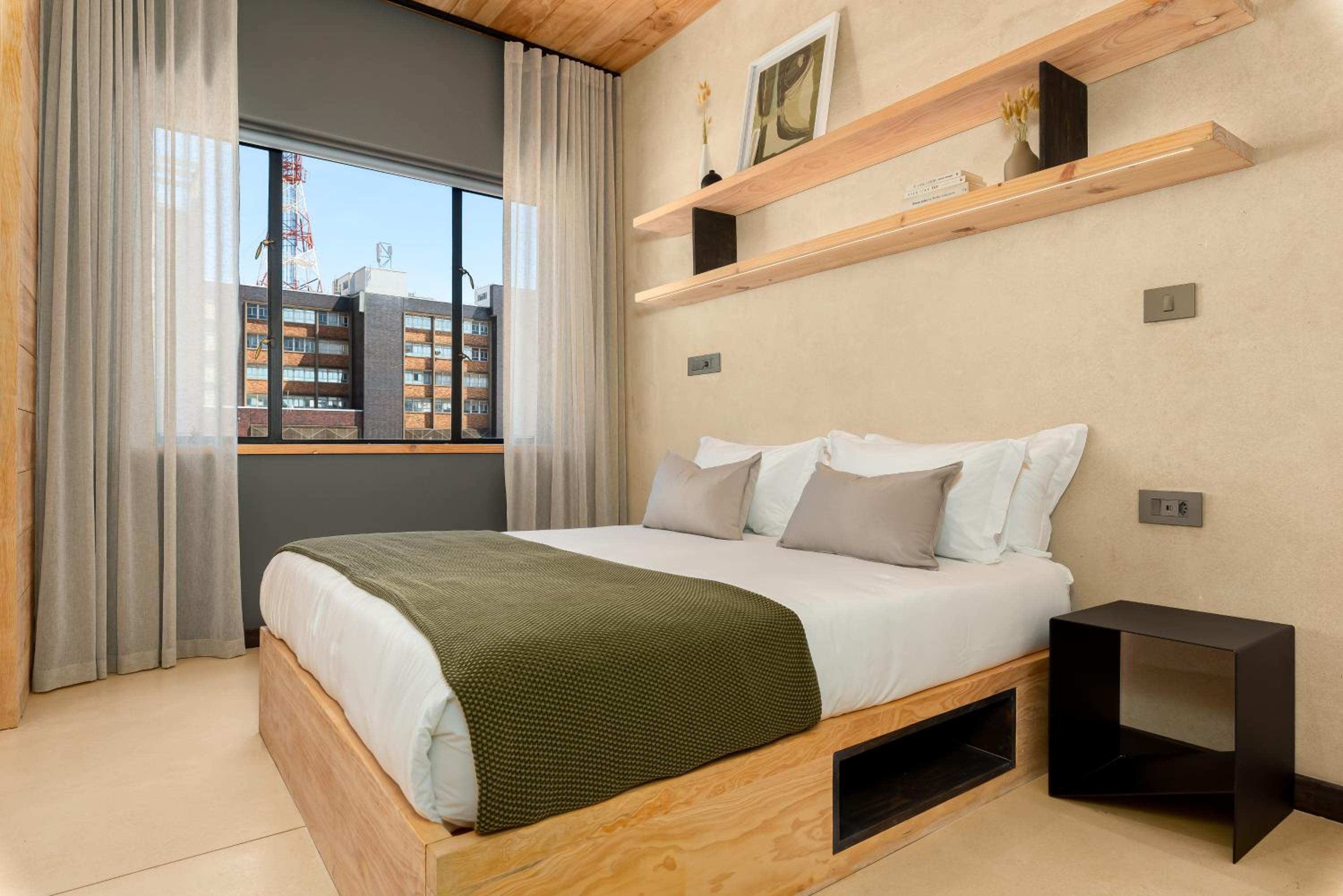 One-Bedroom Standard Apartment - Photo 4