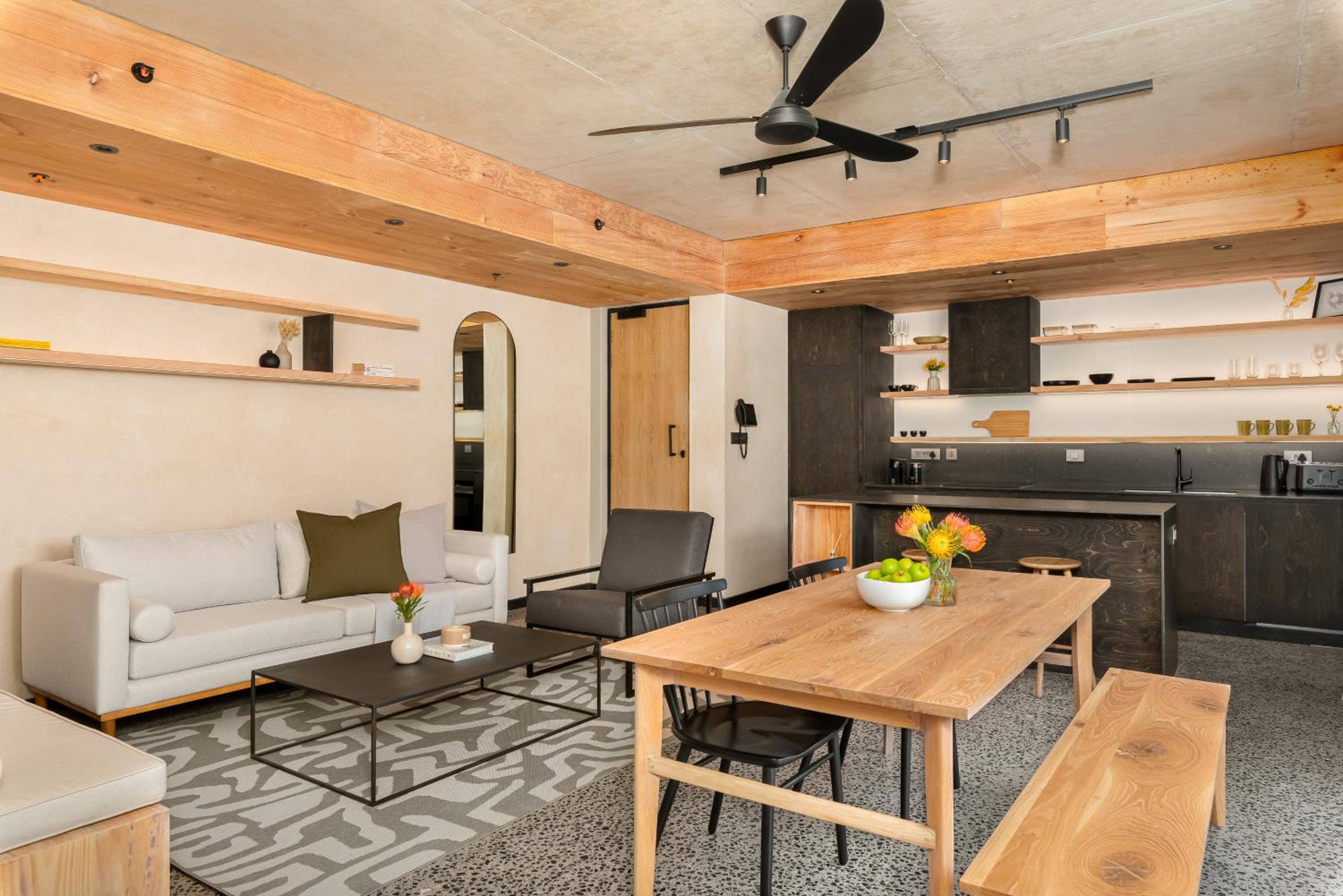 One-Bedroom Premium Apartment - Photo 8