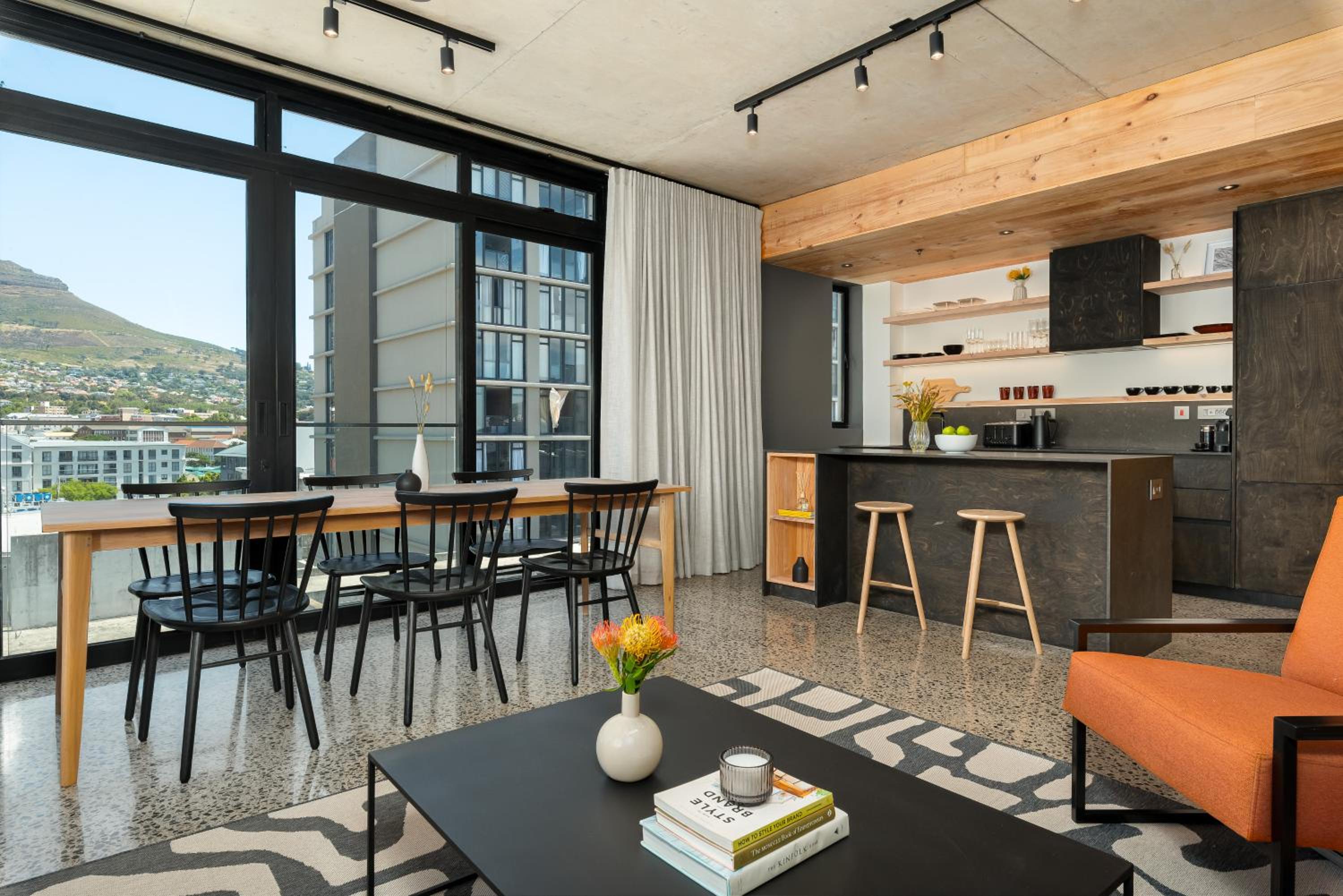 Two-Bedroom Apartment - Photo 3