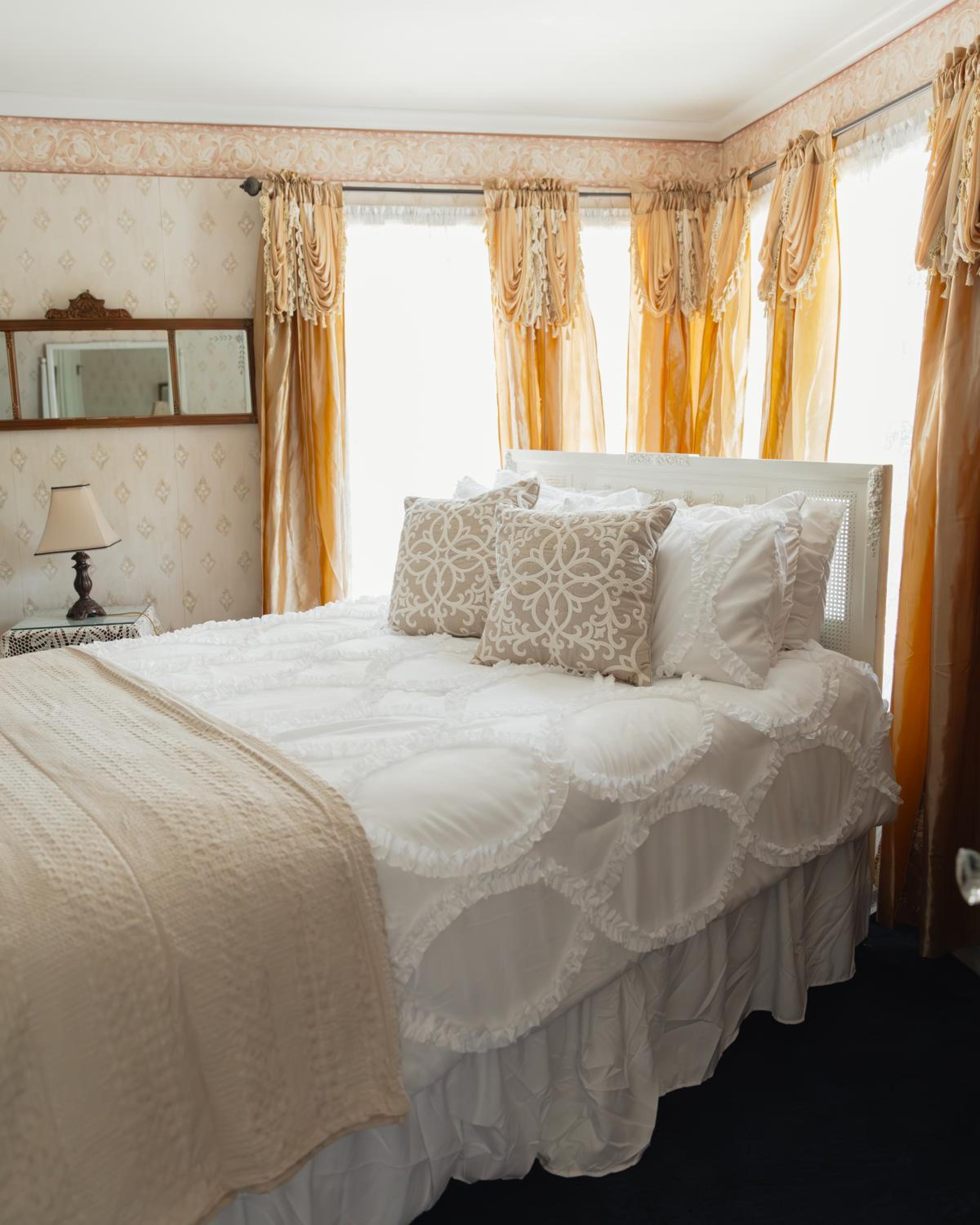 Honeymoon House