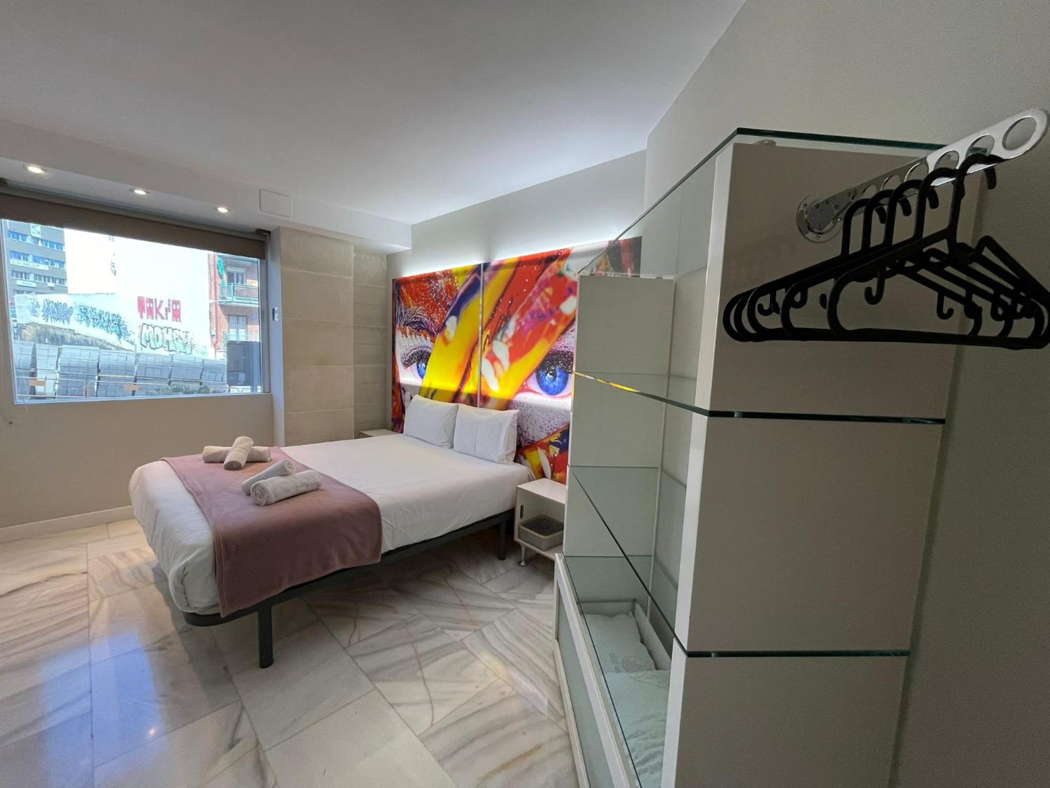 One-Bedroom Apartment photo 3