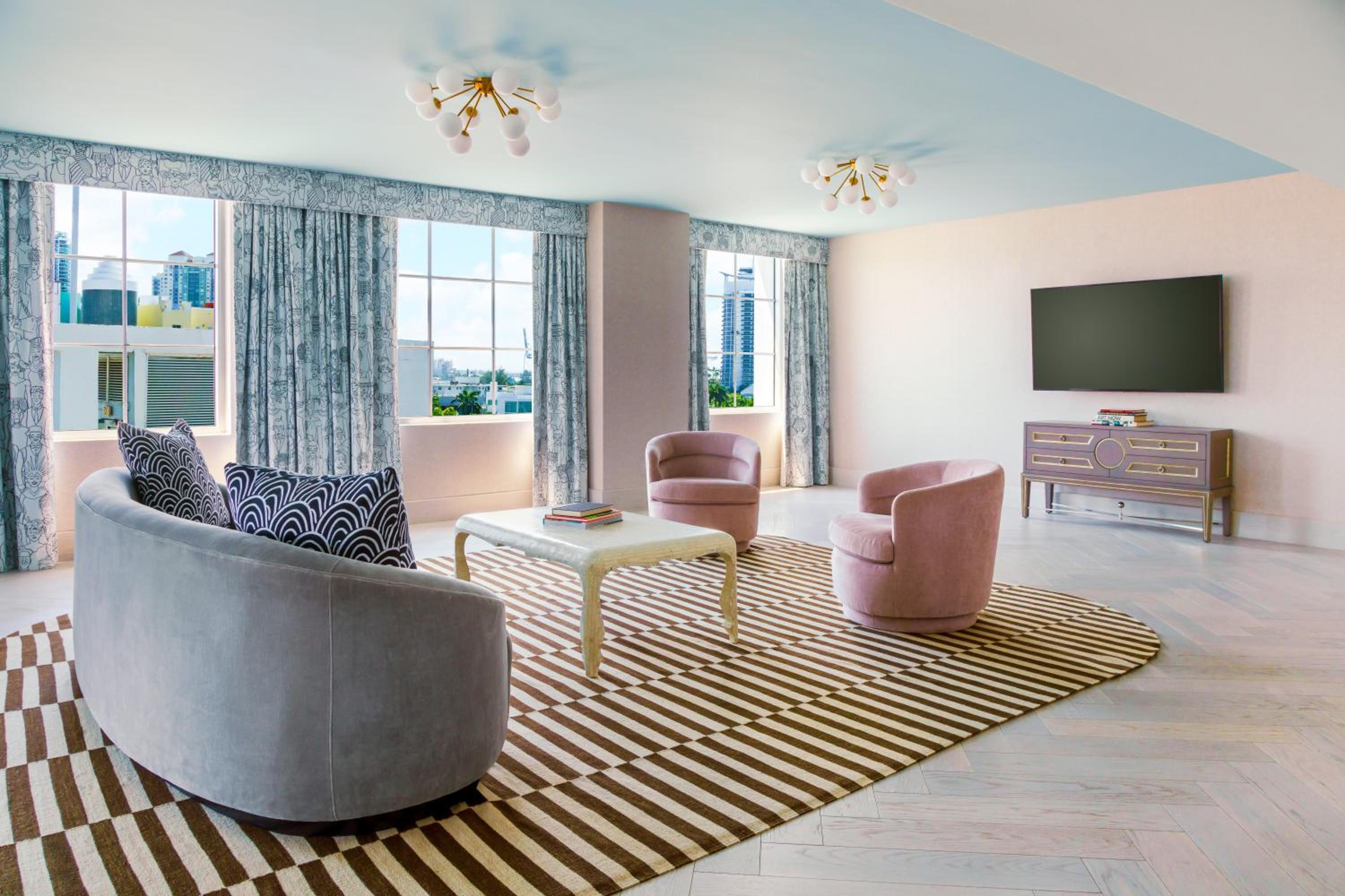Arigato King Suite with Ocean View - Photo 20