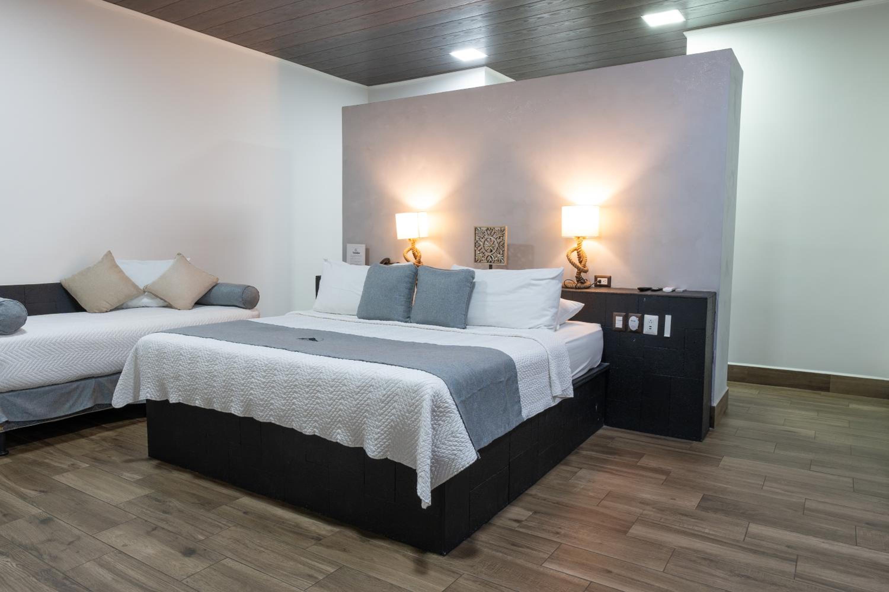 Triple Room with Balcony photo 1