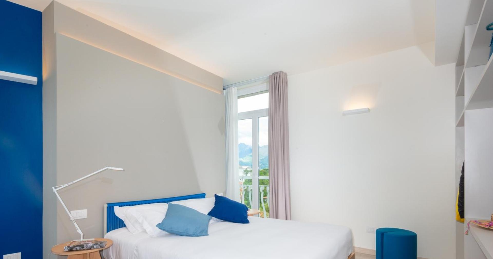 Comfort Triple Room with Balcony and Sea View