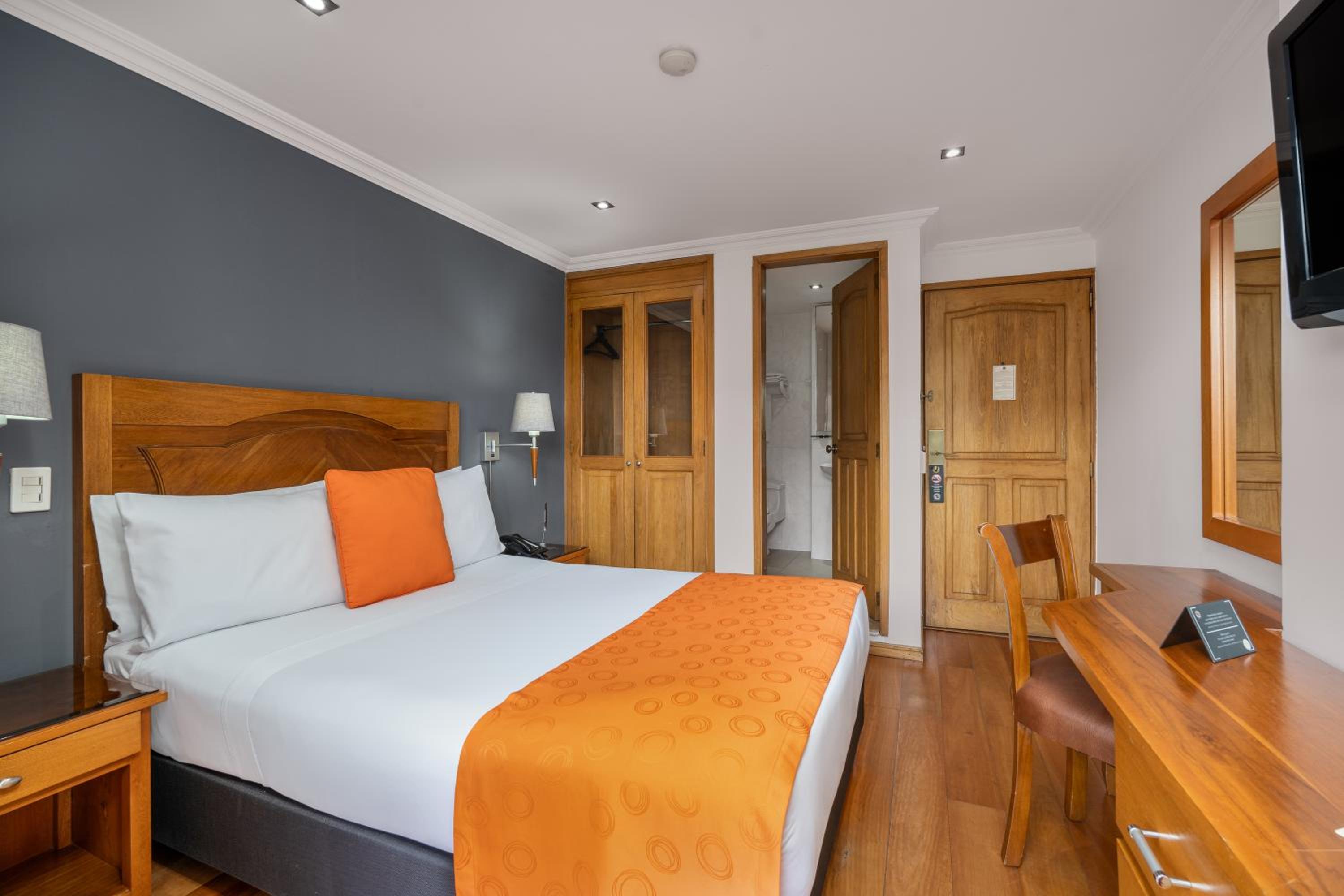 Superior Double Room - Photo 1
