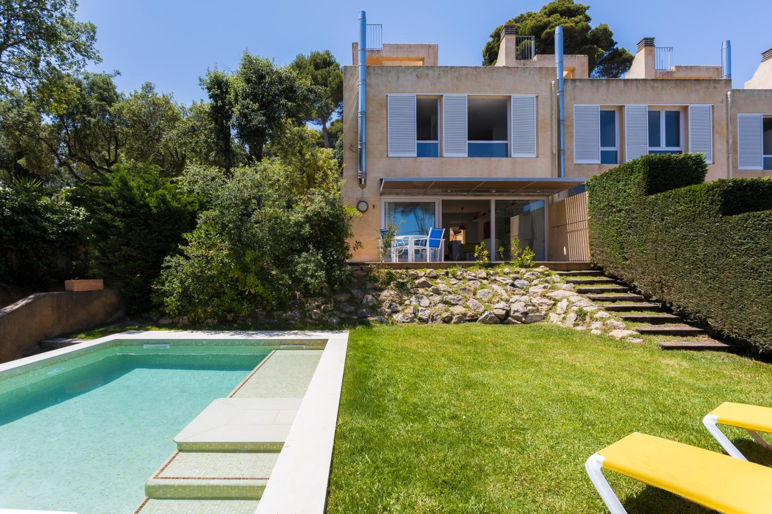 Villa - Beach Front photo 2