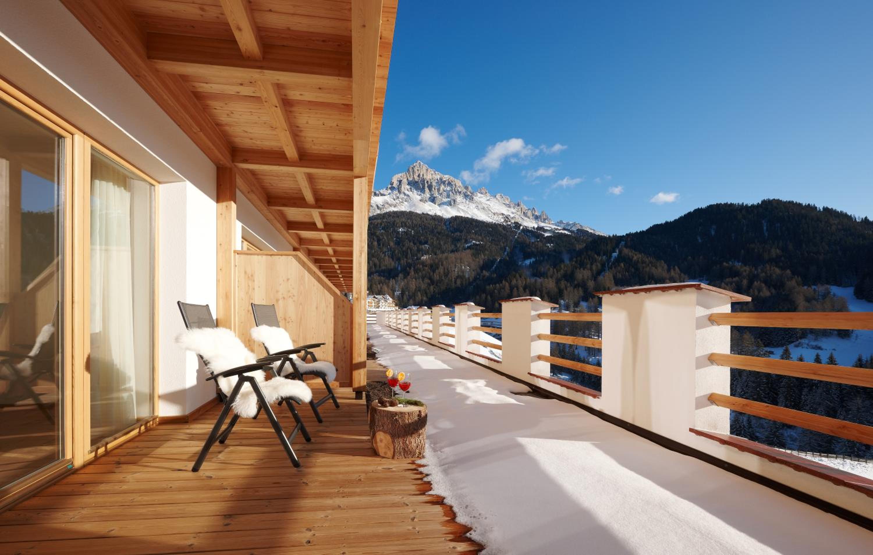 Superior Double Room with Balcony photo 3
