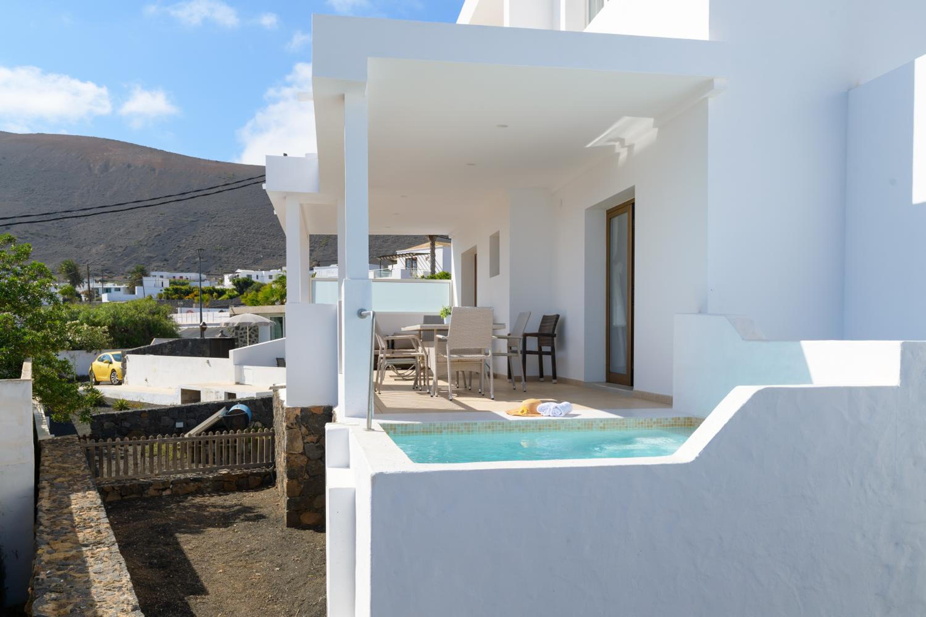 2 Bedroom Suite With Private Pool