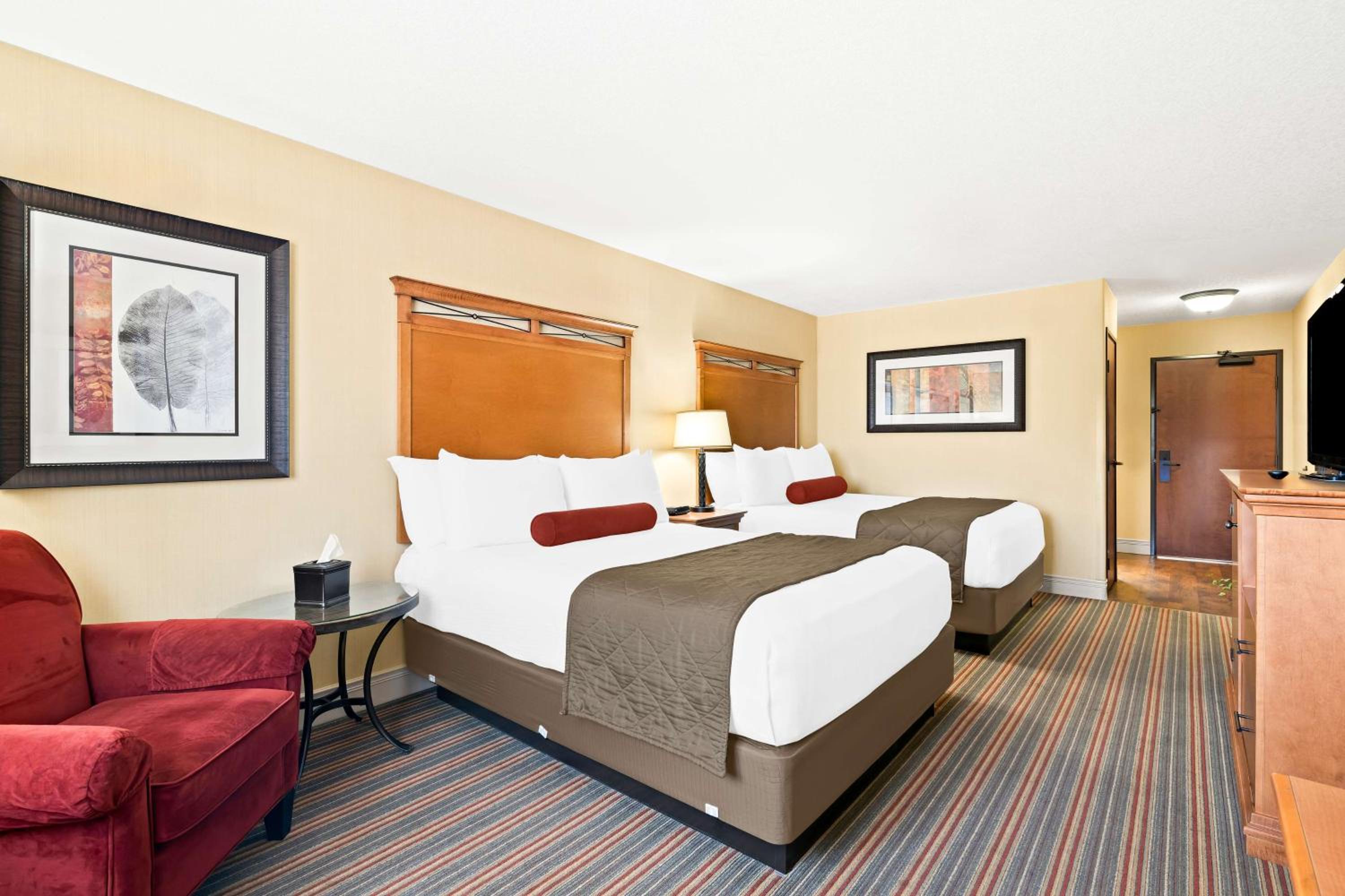 Queen Room with Two Queen Beds - Non-Smoking